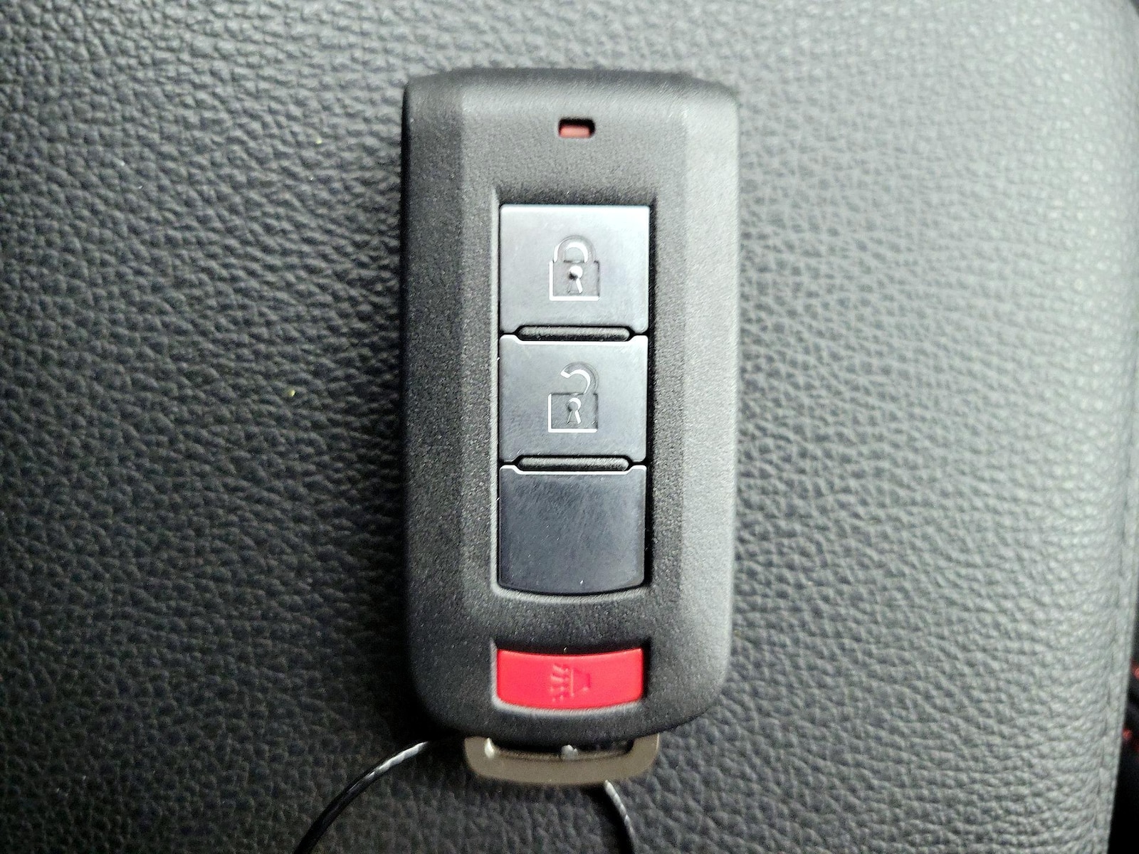 2025 Mitsubishi Outlander Sport SE - Photo 24