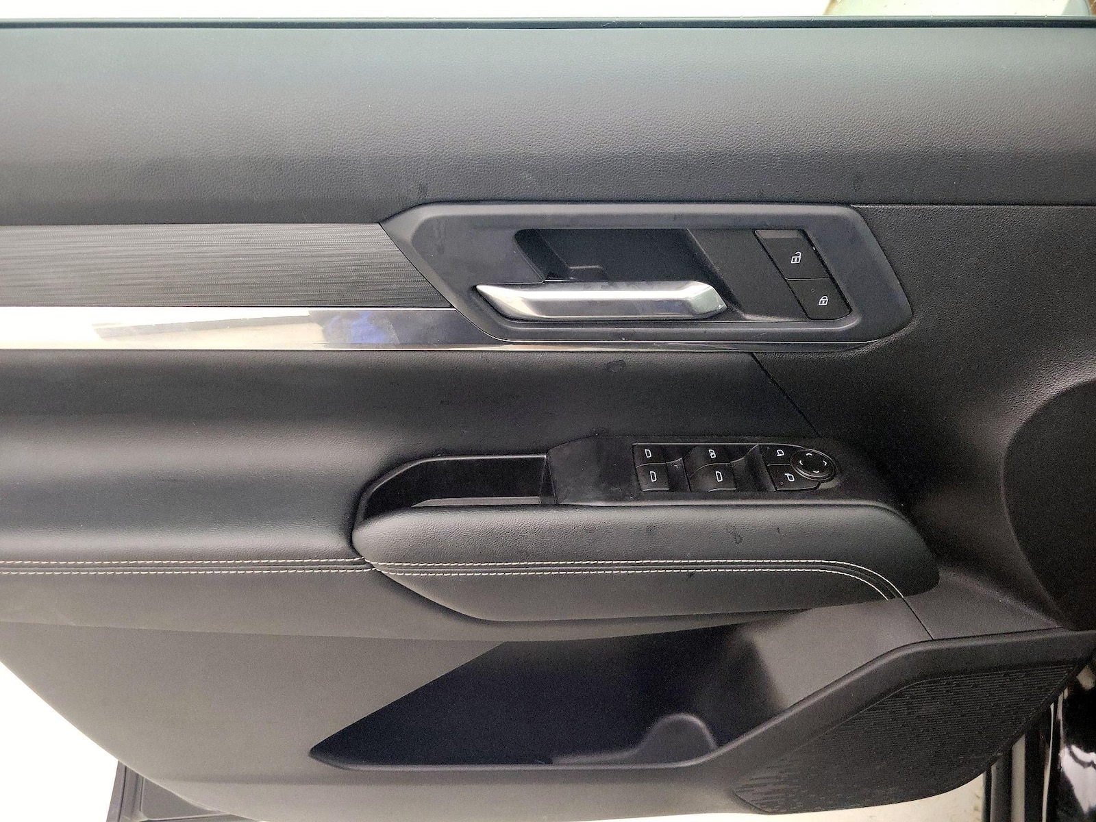2026 GMC Terrain Elevation - Photo 13