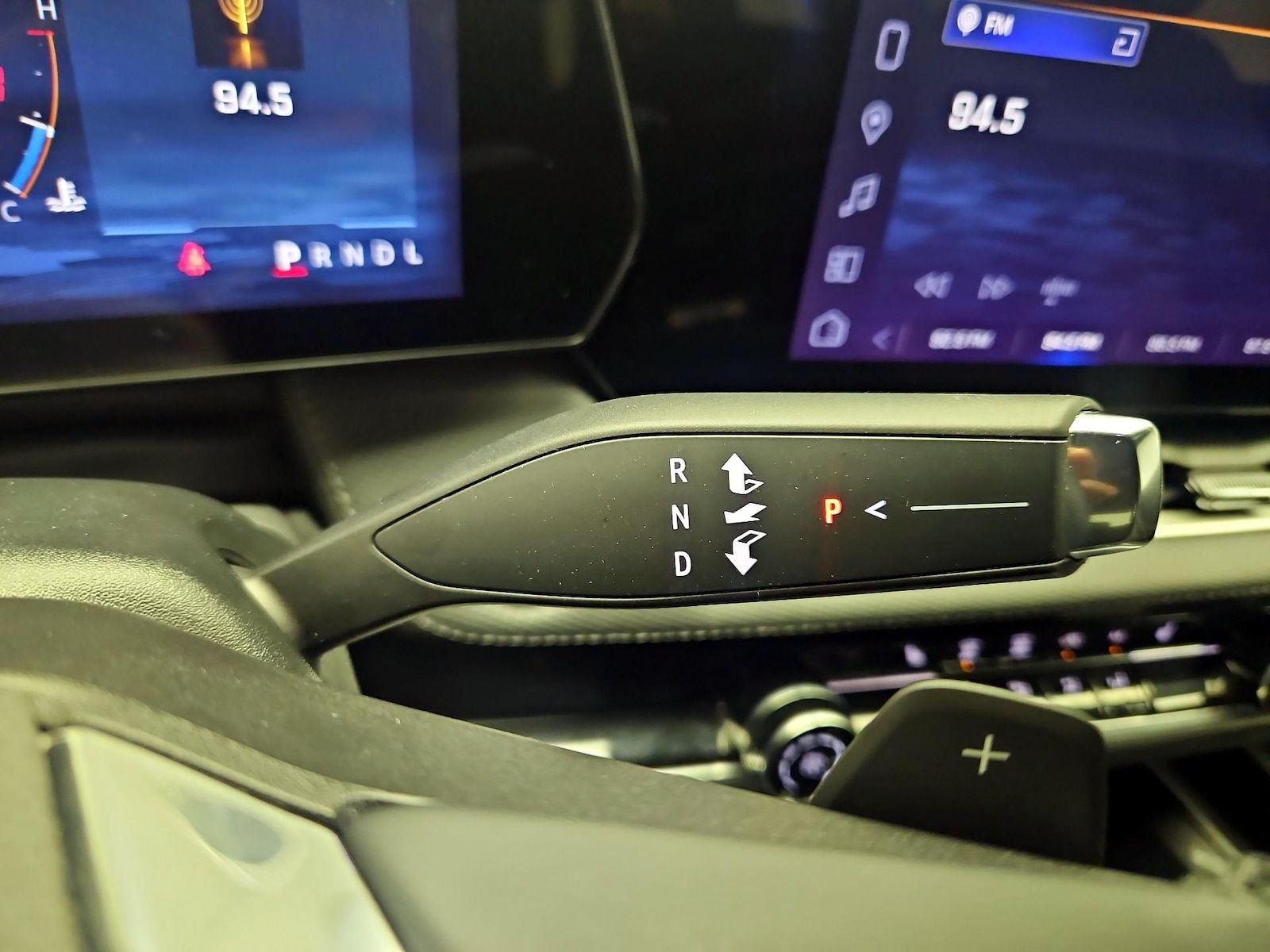 2026 Chevrolet Equinox LT - Photo 18