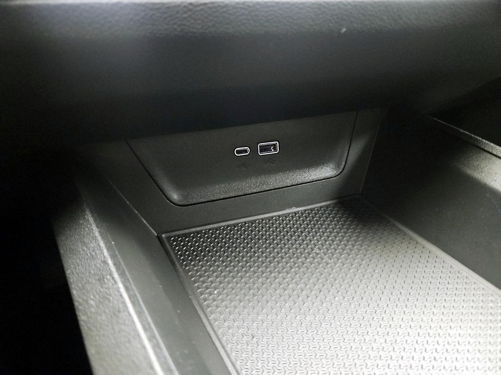 2026 Chevrolet Equinox LT - Photo 19