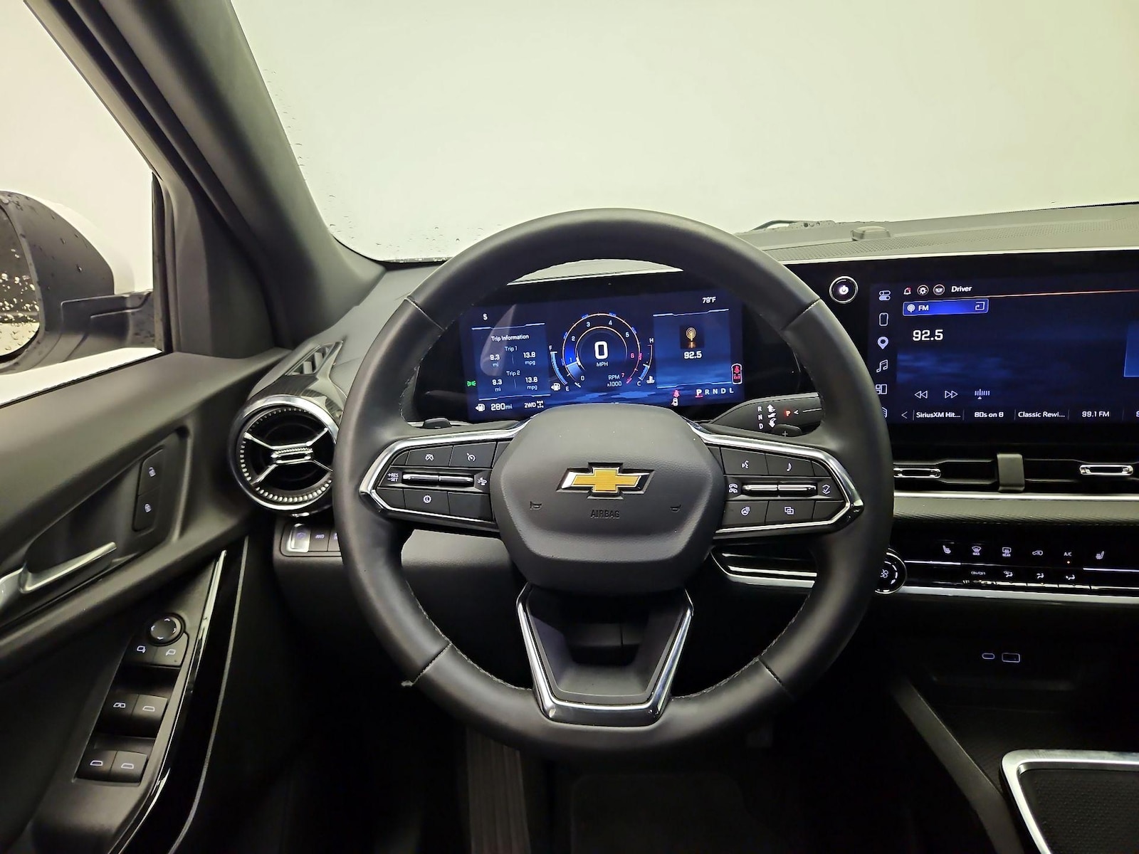 2026 Chevrolet Equinox LT - Photo 11
