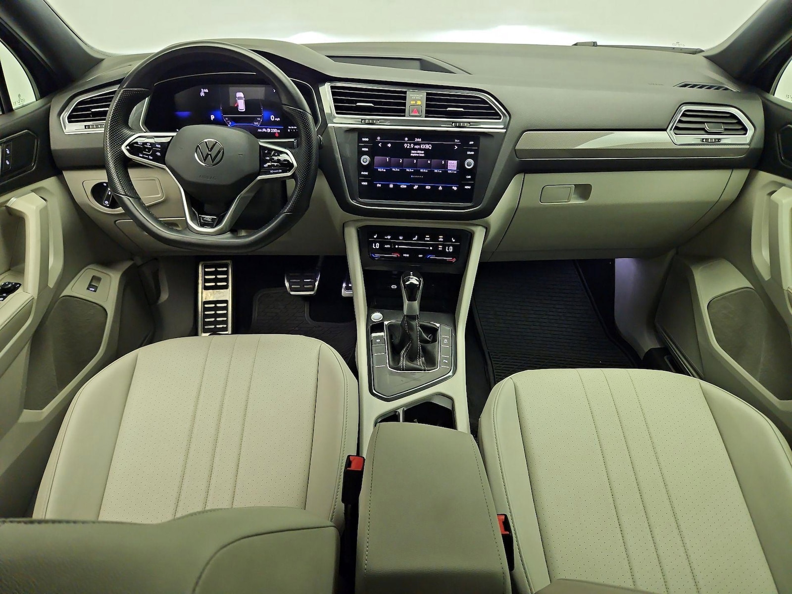 2024 Volkswagen Tiguan SE R-LINE BLACK - Photo 10