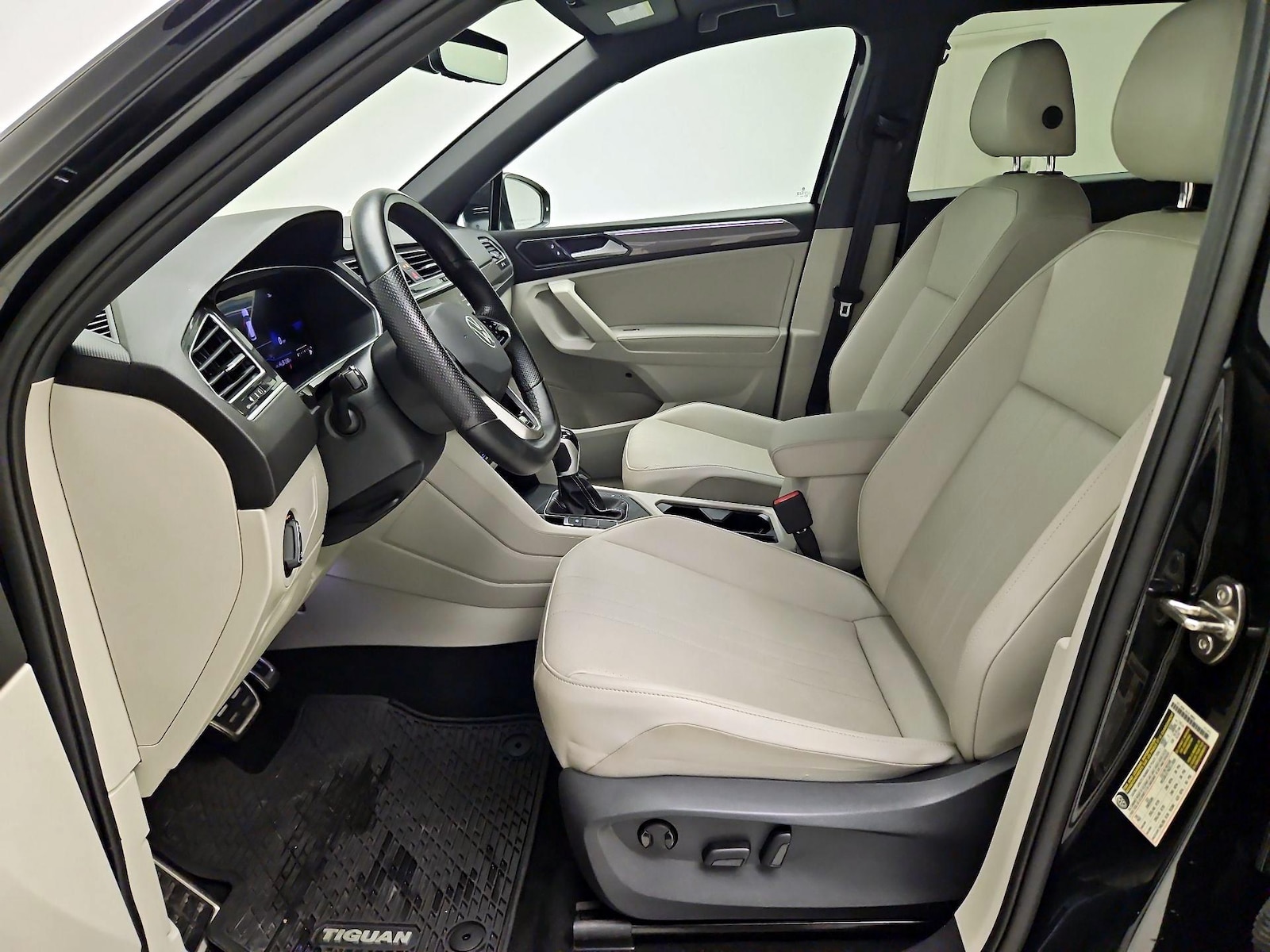2024 Volkswagen Tiguan SE R-LINE BLACK - Photo 12