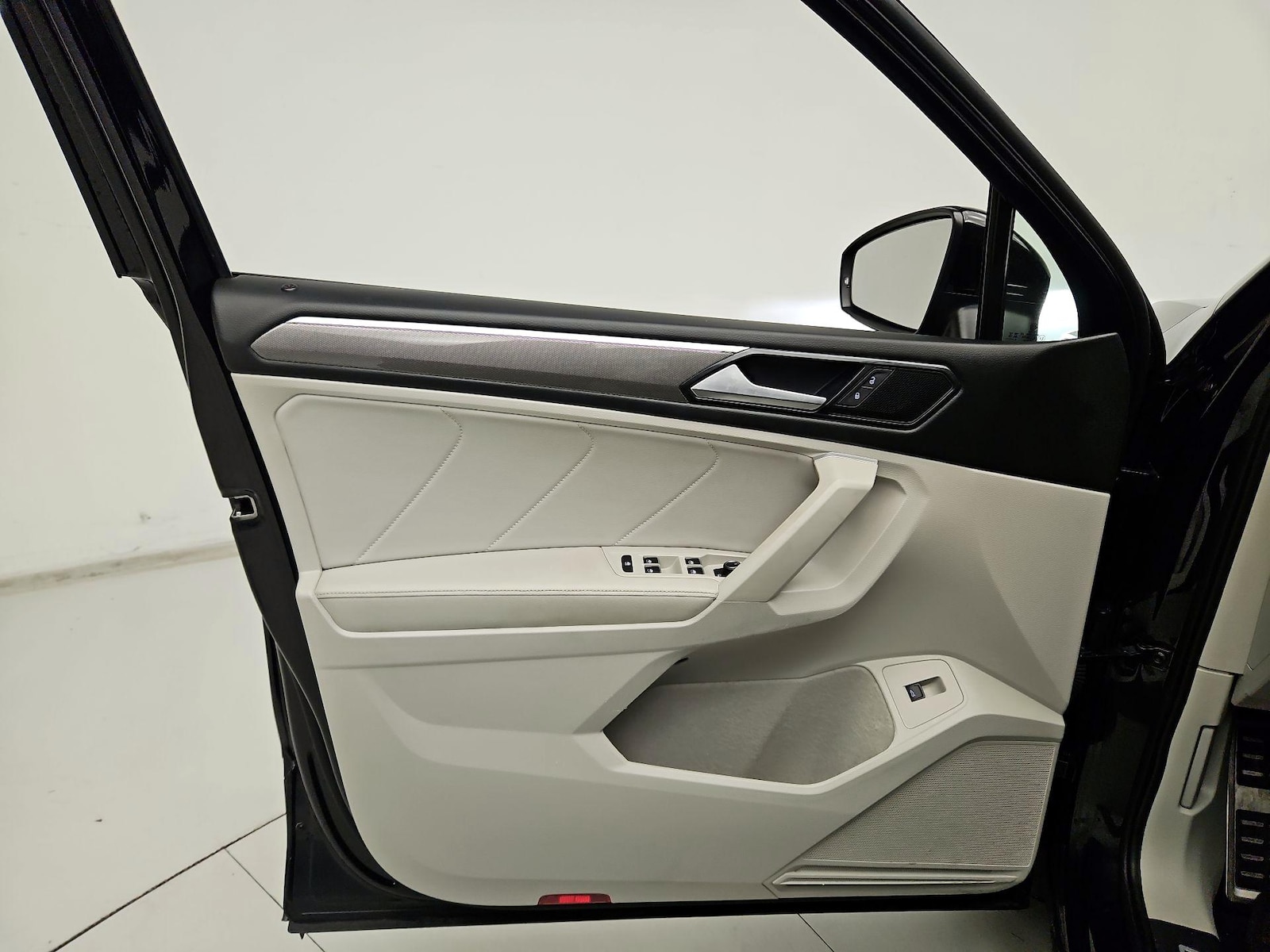 2024 Volkswagen Tiguan SE R-LINE BLACK - Photo 13
