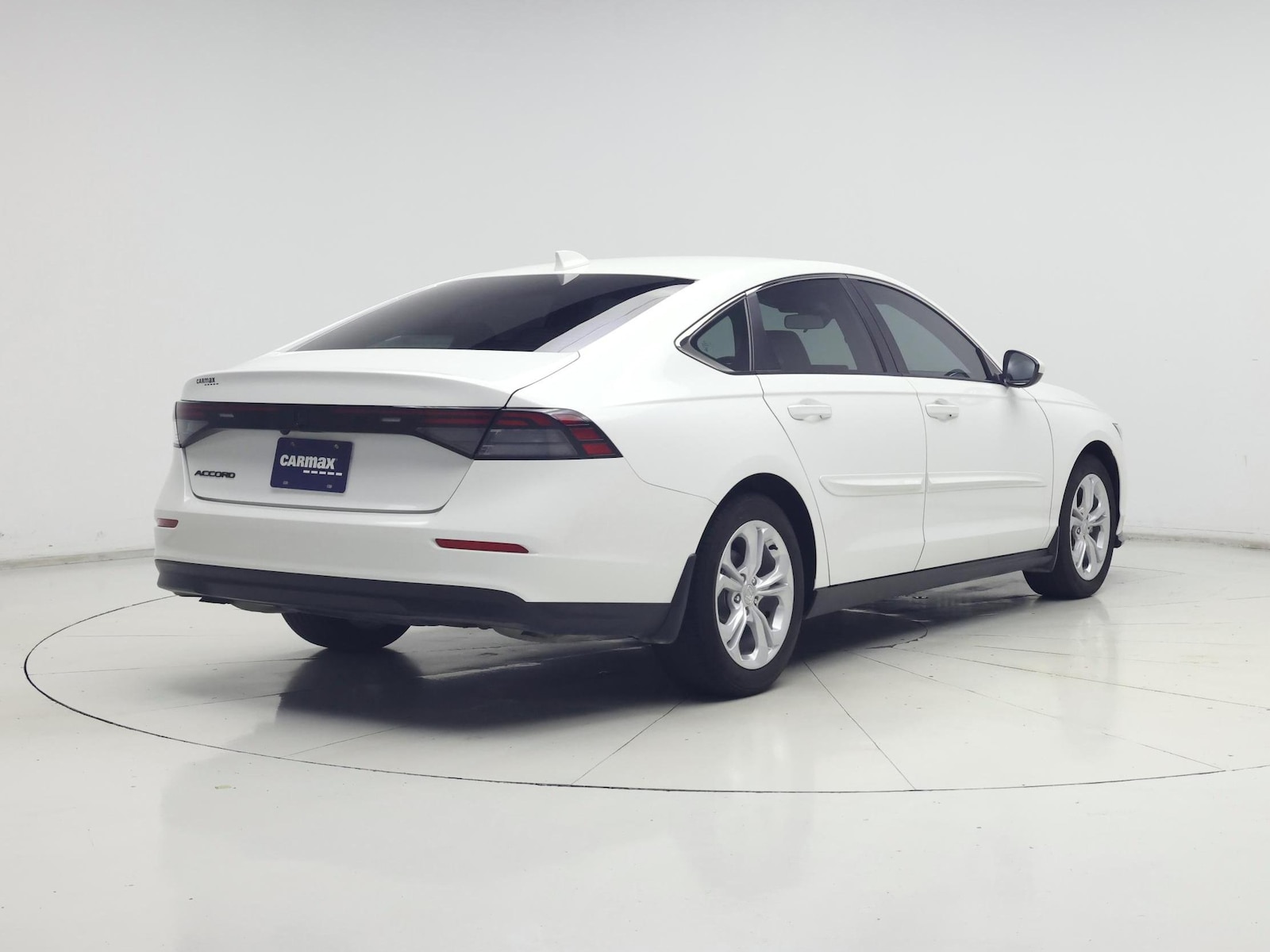 2024 Honda Accord LX - Photo 9