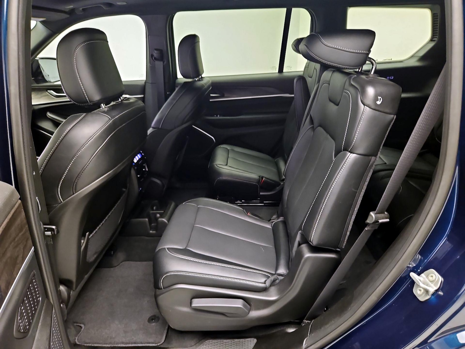 Rear Air Conditioning