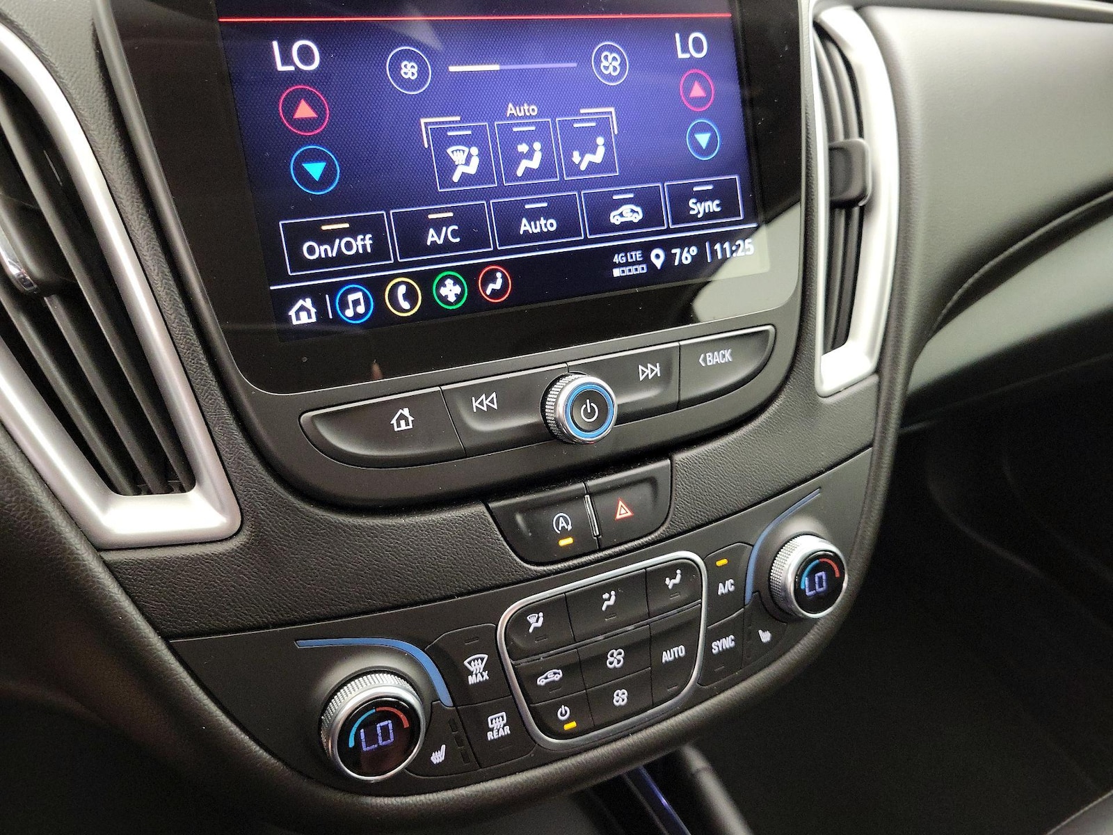 2022 Chevrolet Malibu 1LT - Photo 17