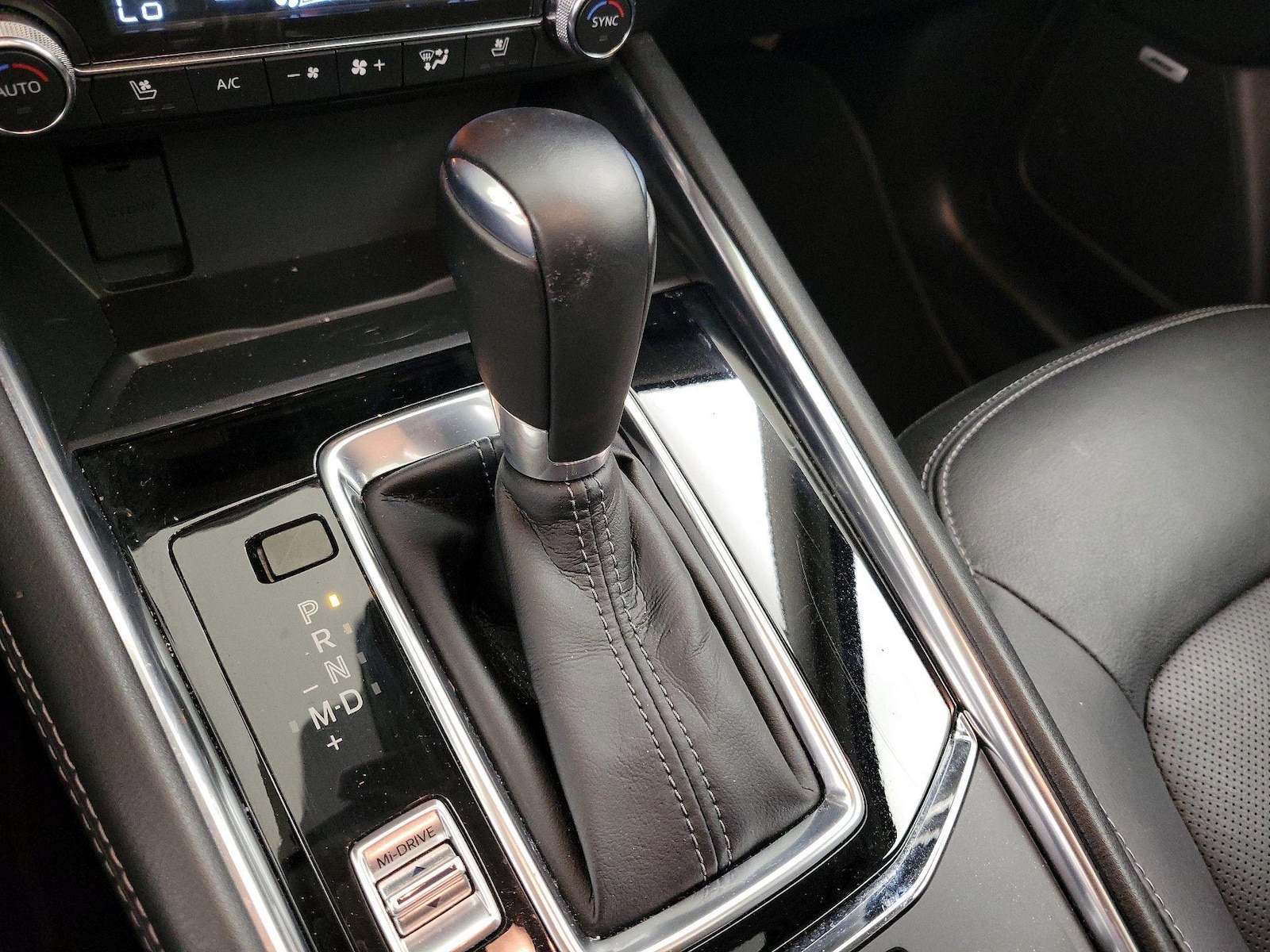 2025 Mazda CX-5 S Premium Plus package - Photo 18