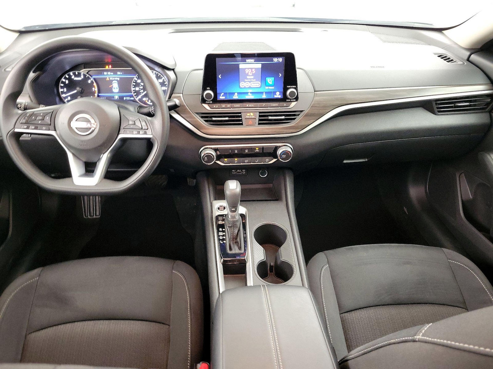 2025 Nissan Altima SV - Photo 10