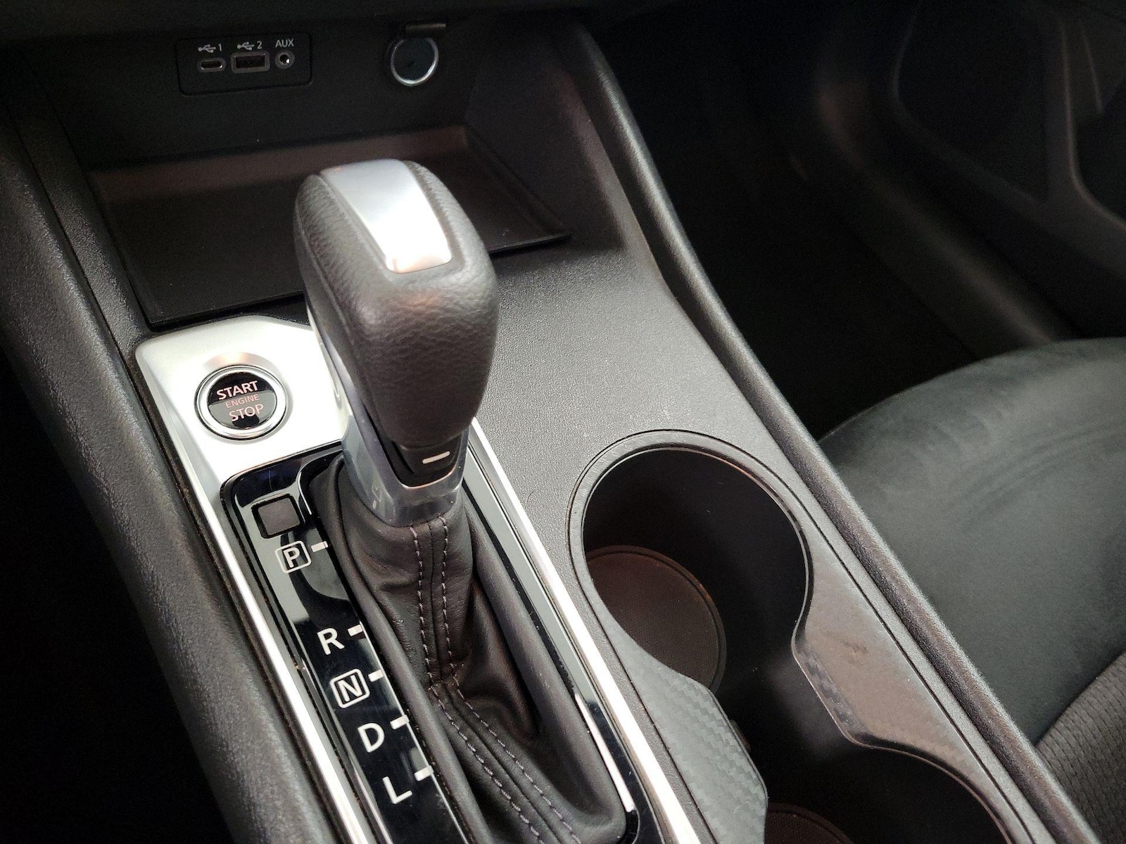 2025 Nissan Altima SV - Photo 18