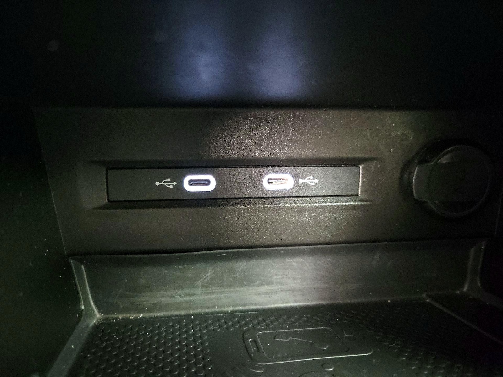 2023 Volkswagen Taos SE - Photo 18