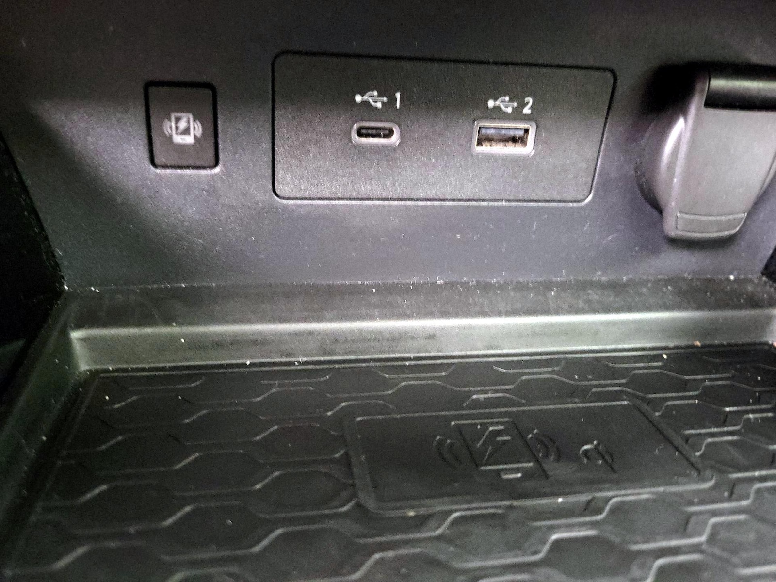 2024 Nissan Altima SR - Photo 20