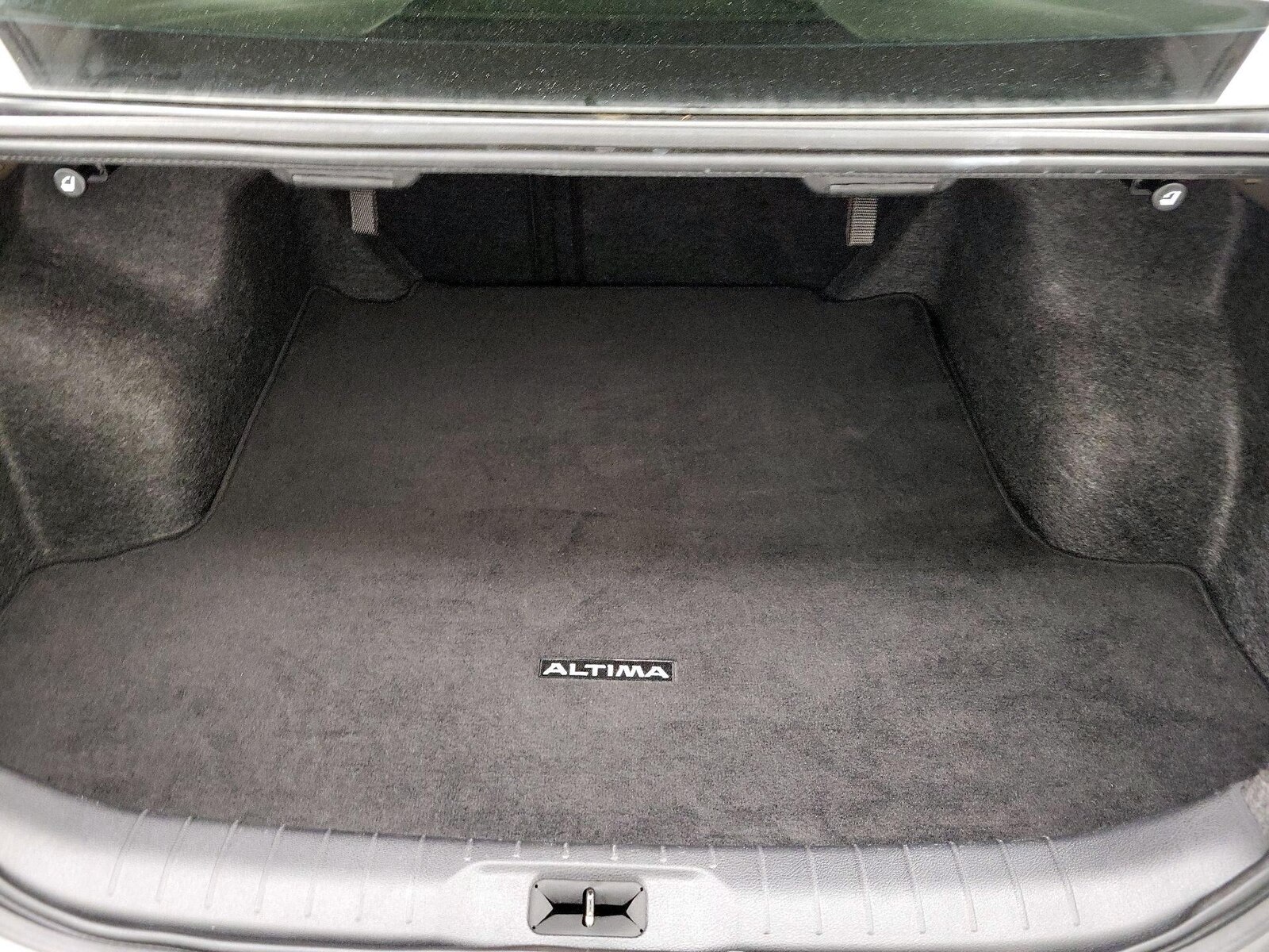 2024 Nissan Altima SR - Photo 23