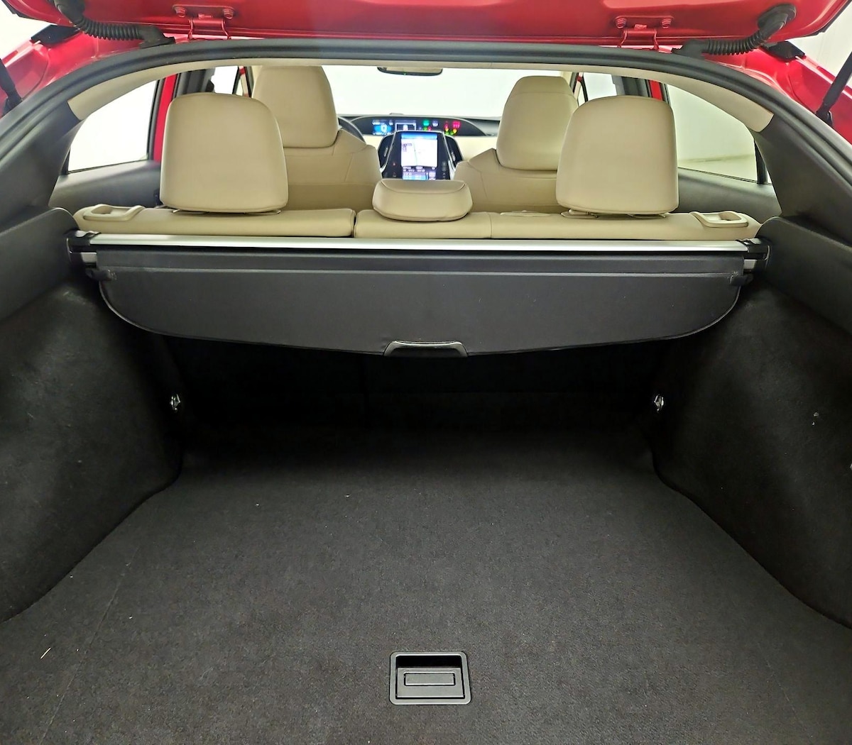 Trunk/Cargo (Seats Up)