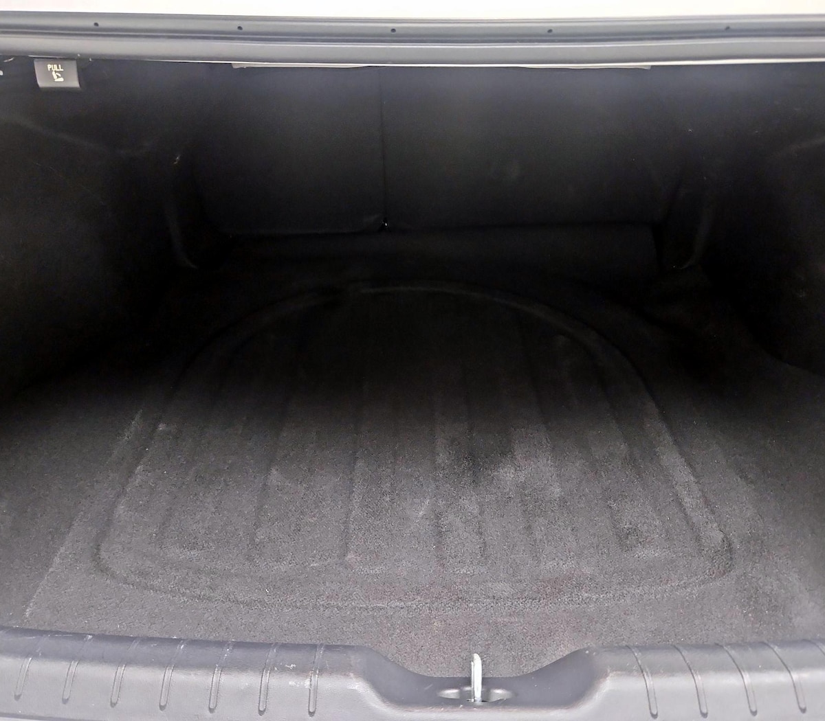 Trunk/Cargo (Seats Up)