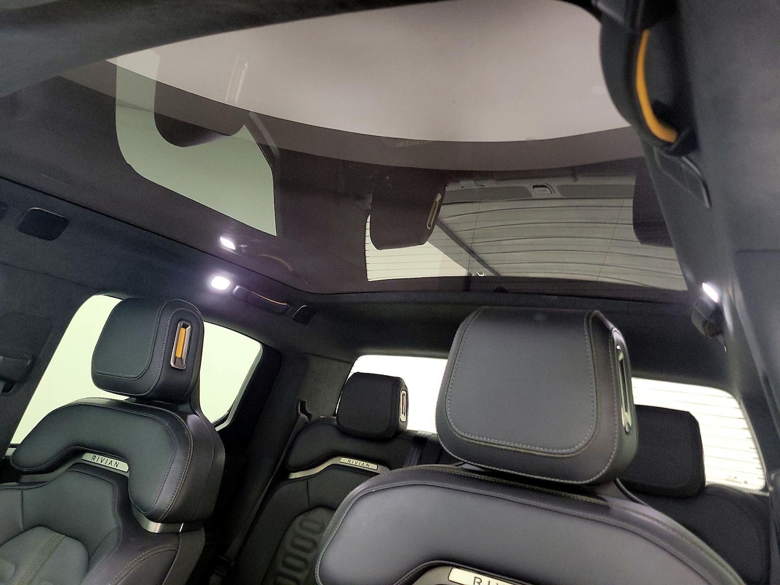 Skylight(s) & Overhead Airbags