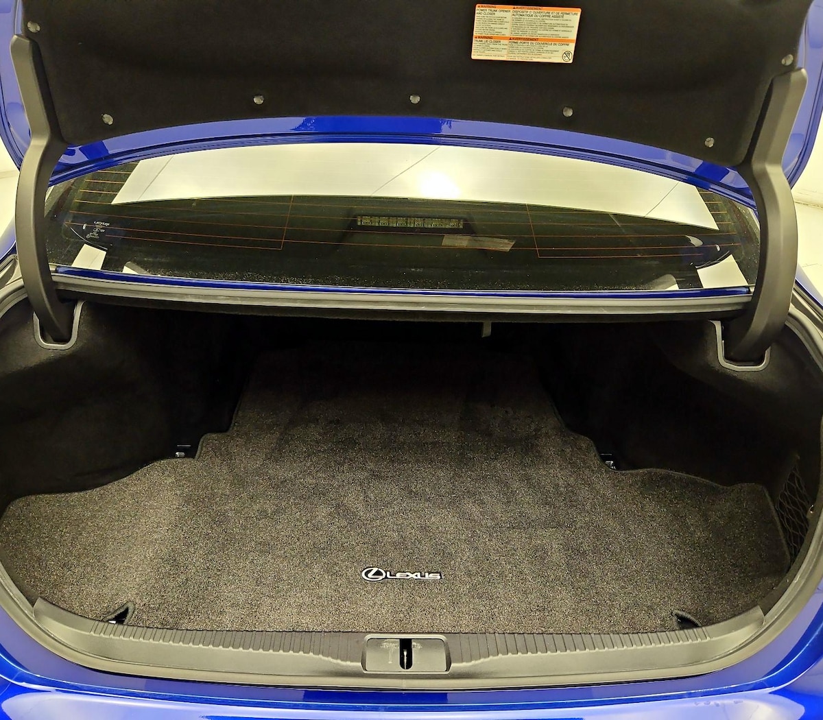 Trunk/Cargo (Seats Up)