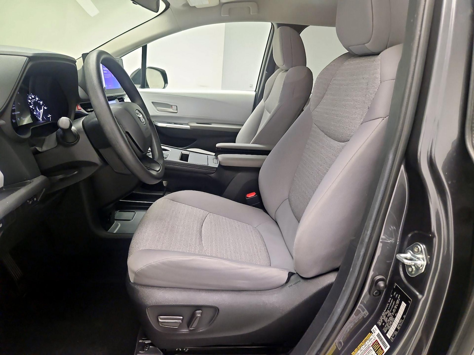 Power Seat(s) & Side Airbags