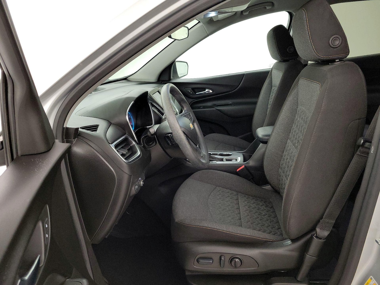 Power Seat(s) & Side Airbags