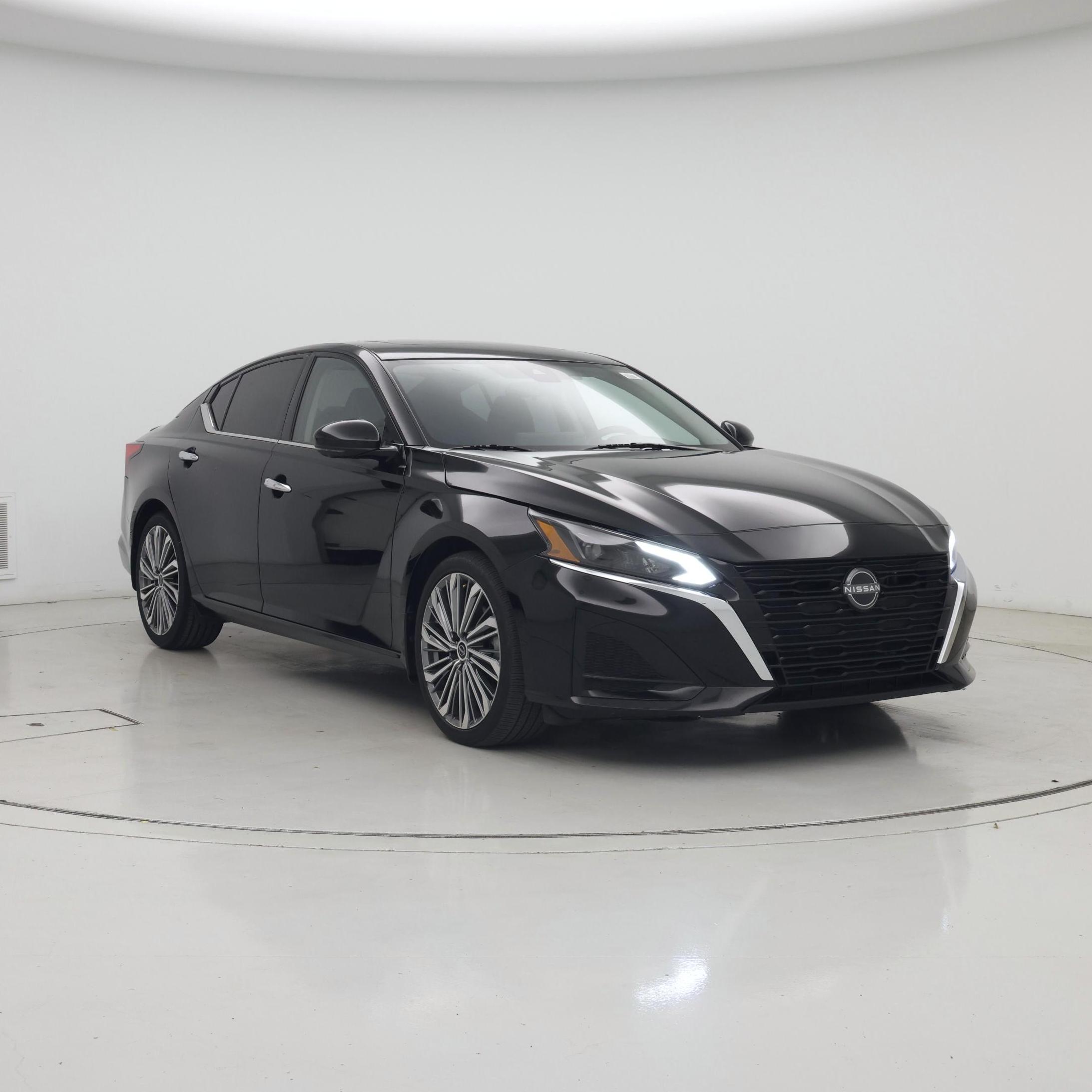 Black 2023 Nissan Altima Sedan Front-Wheel Drive Automatic