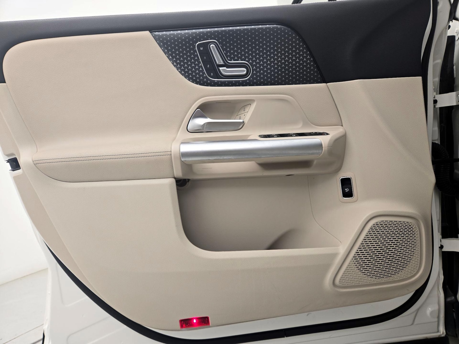 2025 Mercedes-Benz GLA GLA250 - Photo 13