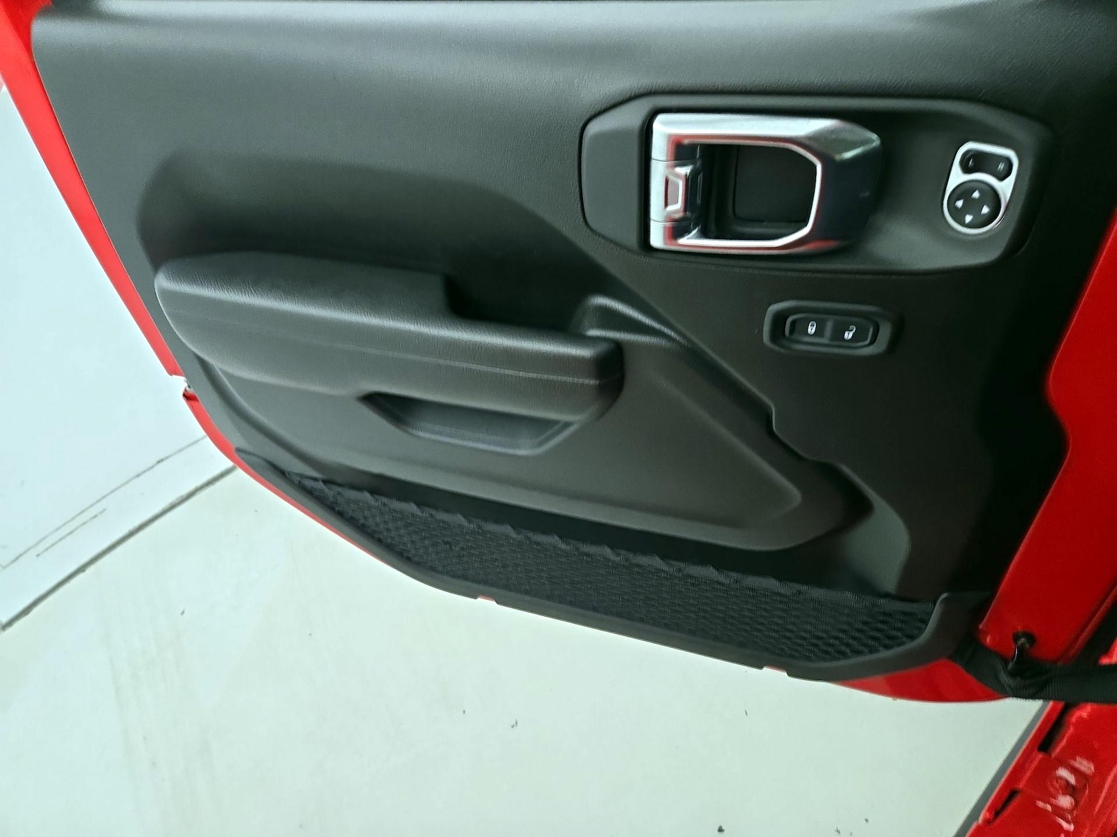 2025 Jeep Wrangler 4-Door Rubicon - Photo 13