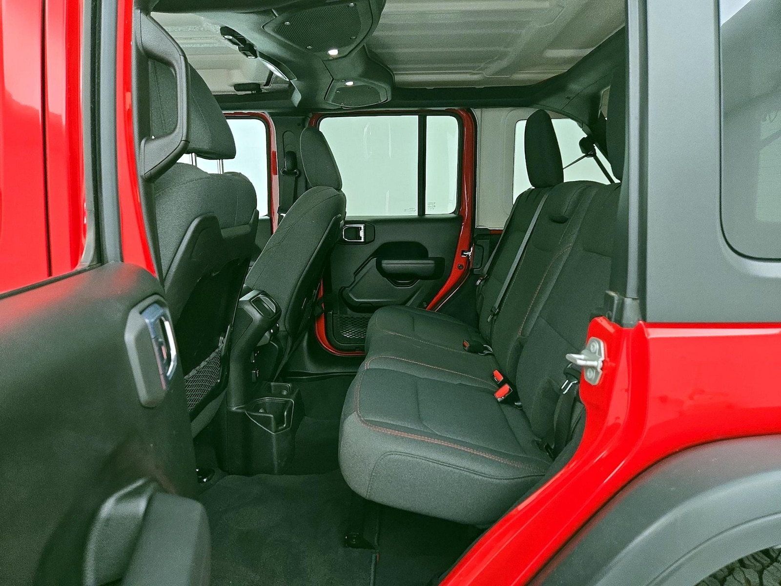 2025 Jeep Wrangler 4-Door Rubicon - Photo 20