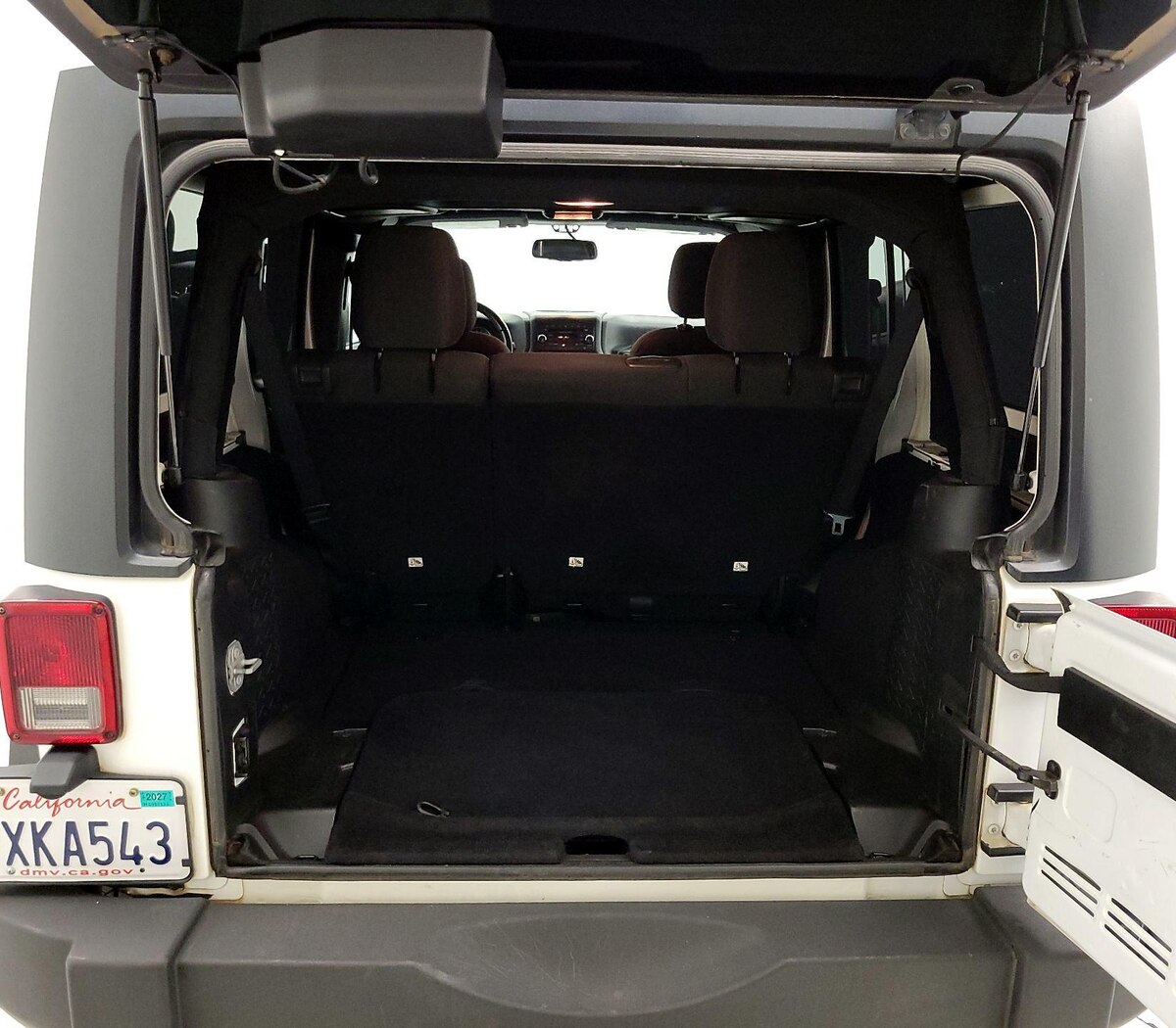 Trunk/Cargo (Seats Up)