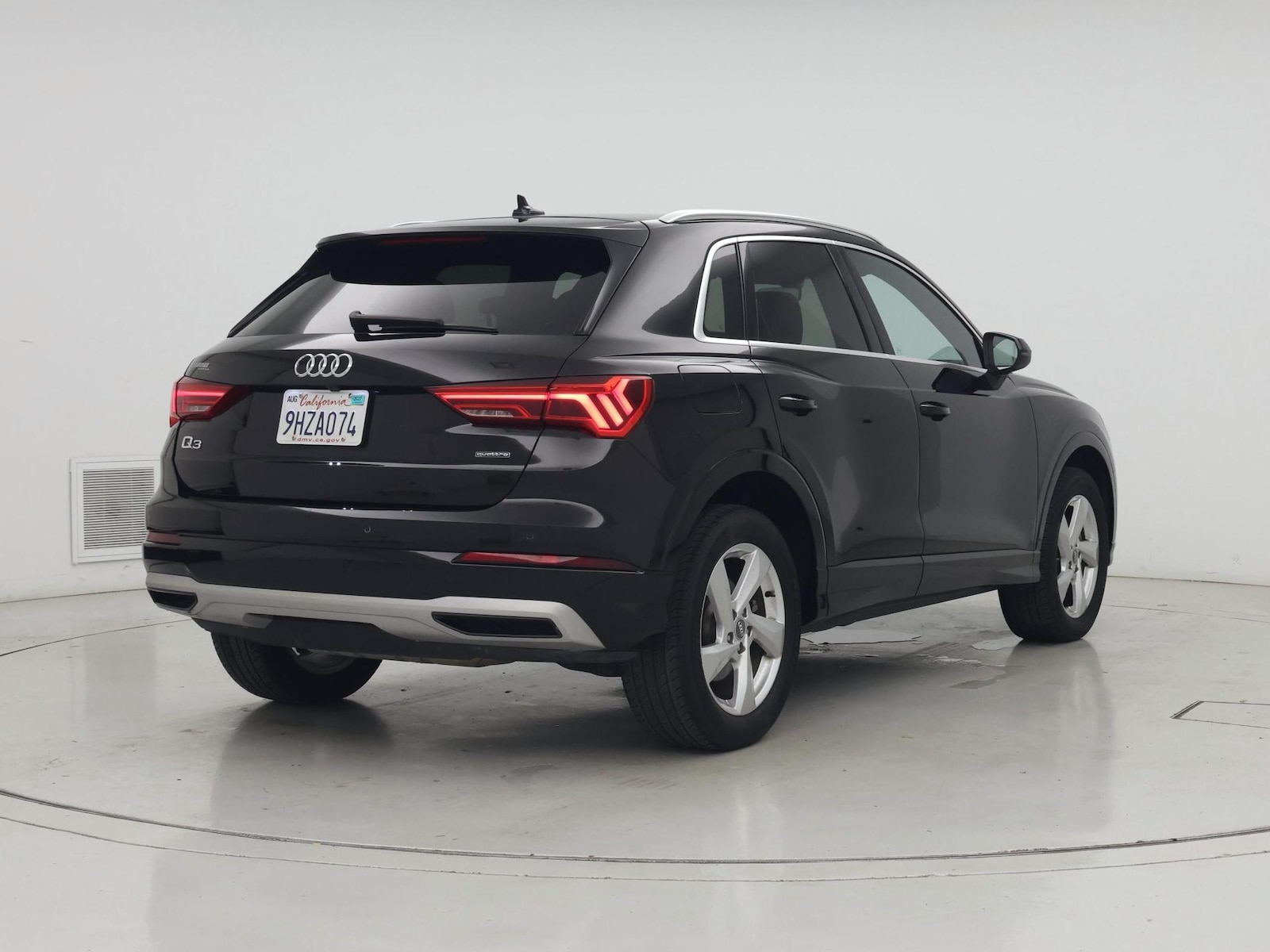 2020 Audi Q3 Premium Plus - Photo 9