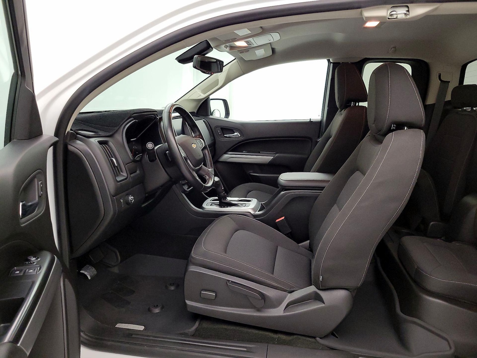 Power Seat(s) & Side Airbags