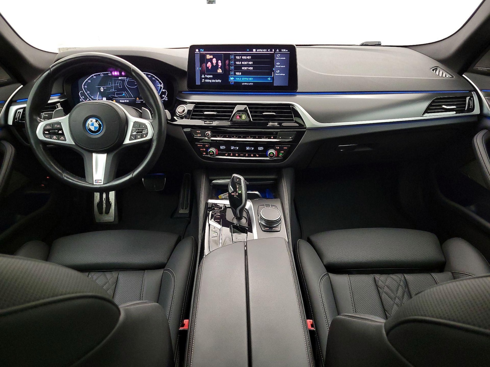 Apple CarPlay® & Android Auto™