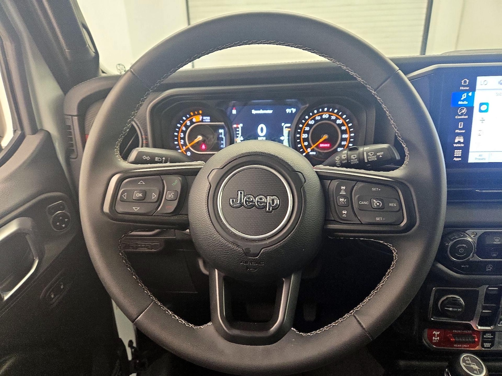 2025 Jeep Wrangler 4-Door Rubicon - Photo 11