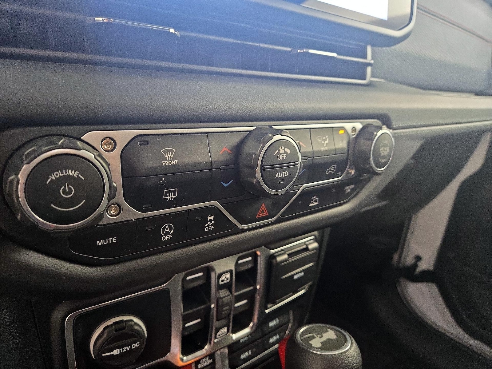 2025 Jeep Wrangler 4-Door Rubicon - Photo 17