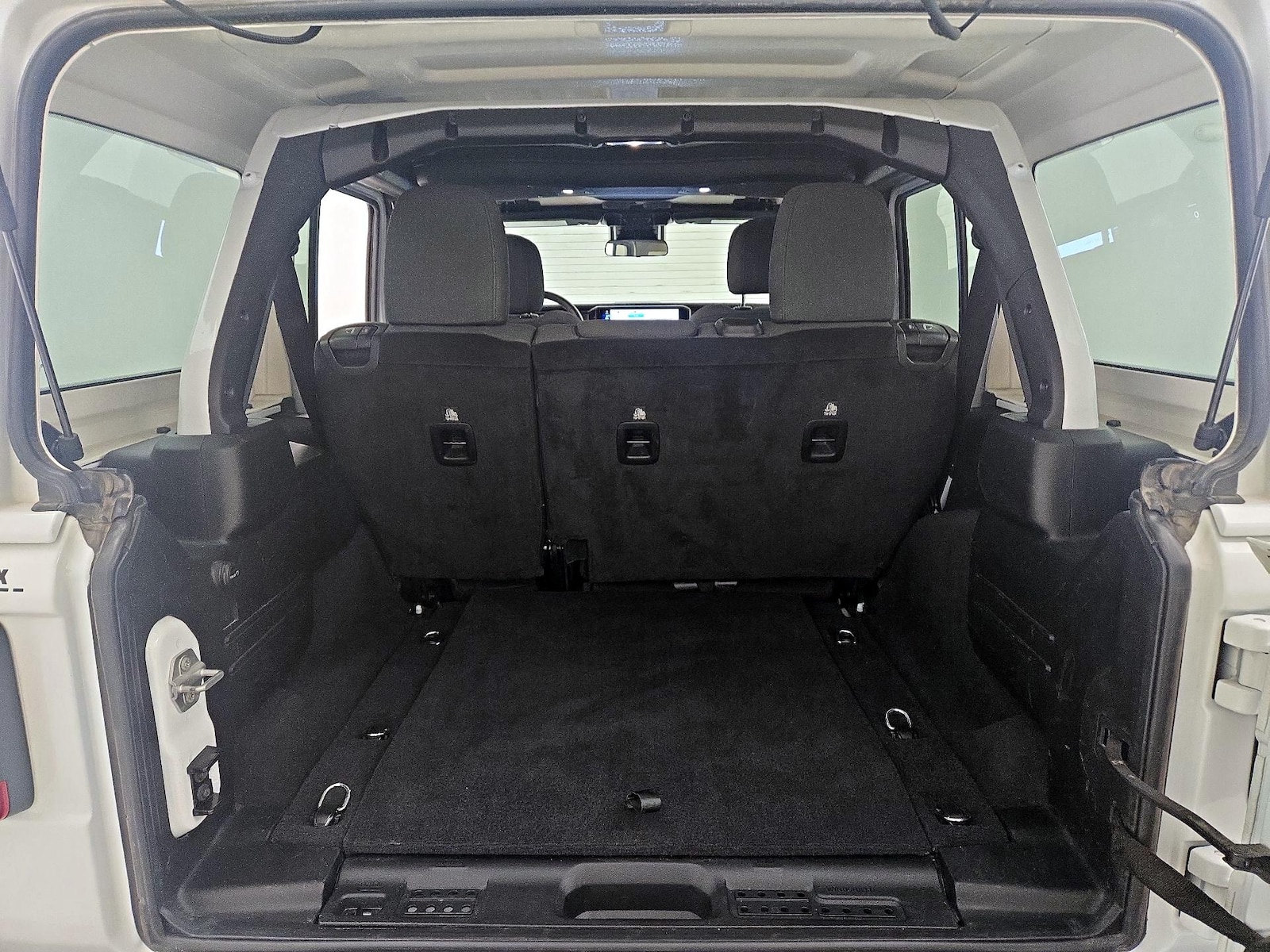 2025 Jeep Wrangler 4-Door Rubicon - Photo 21
