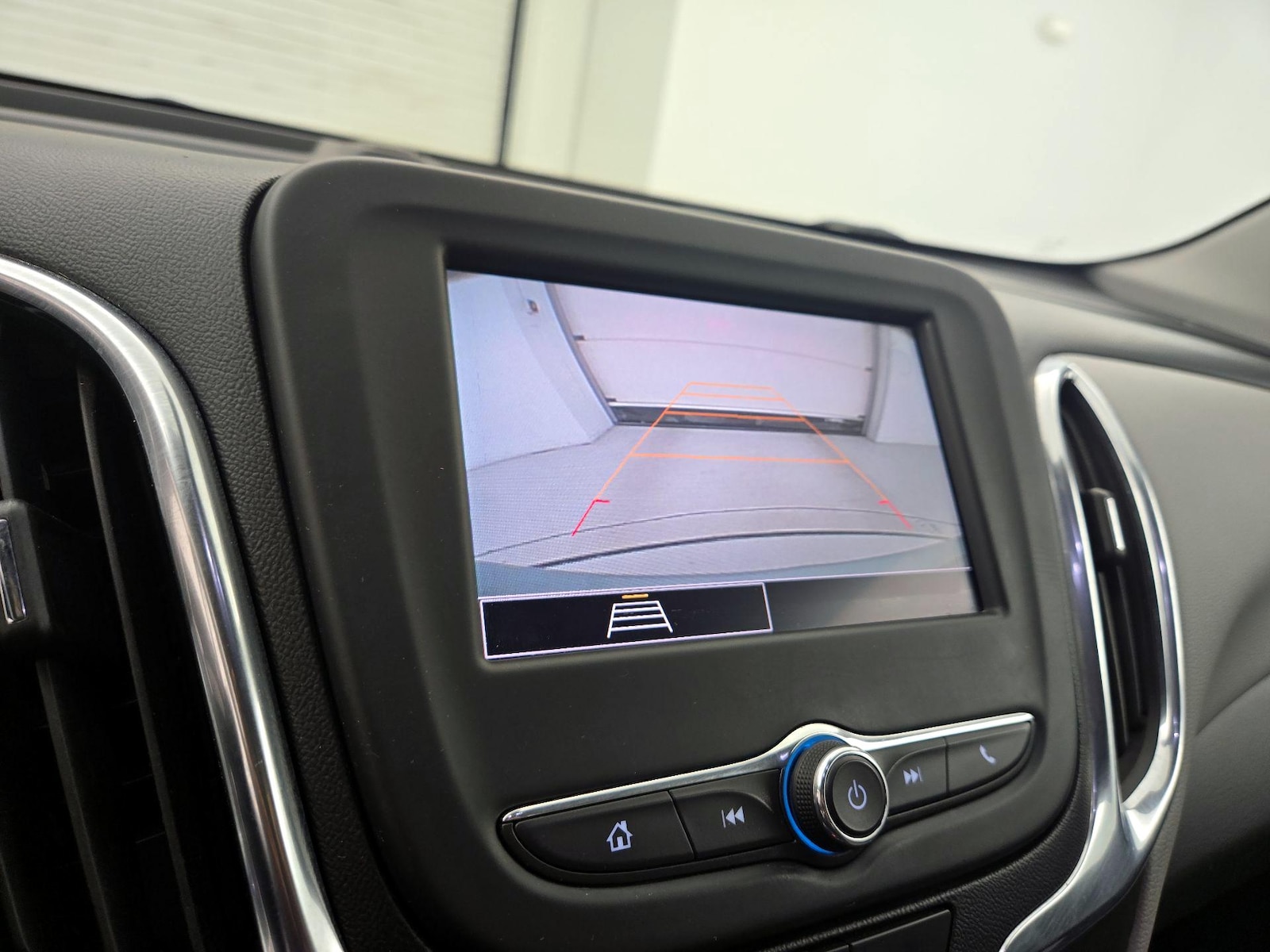 2022 Chevrolet Equinox LT - Photo 15