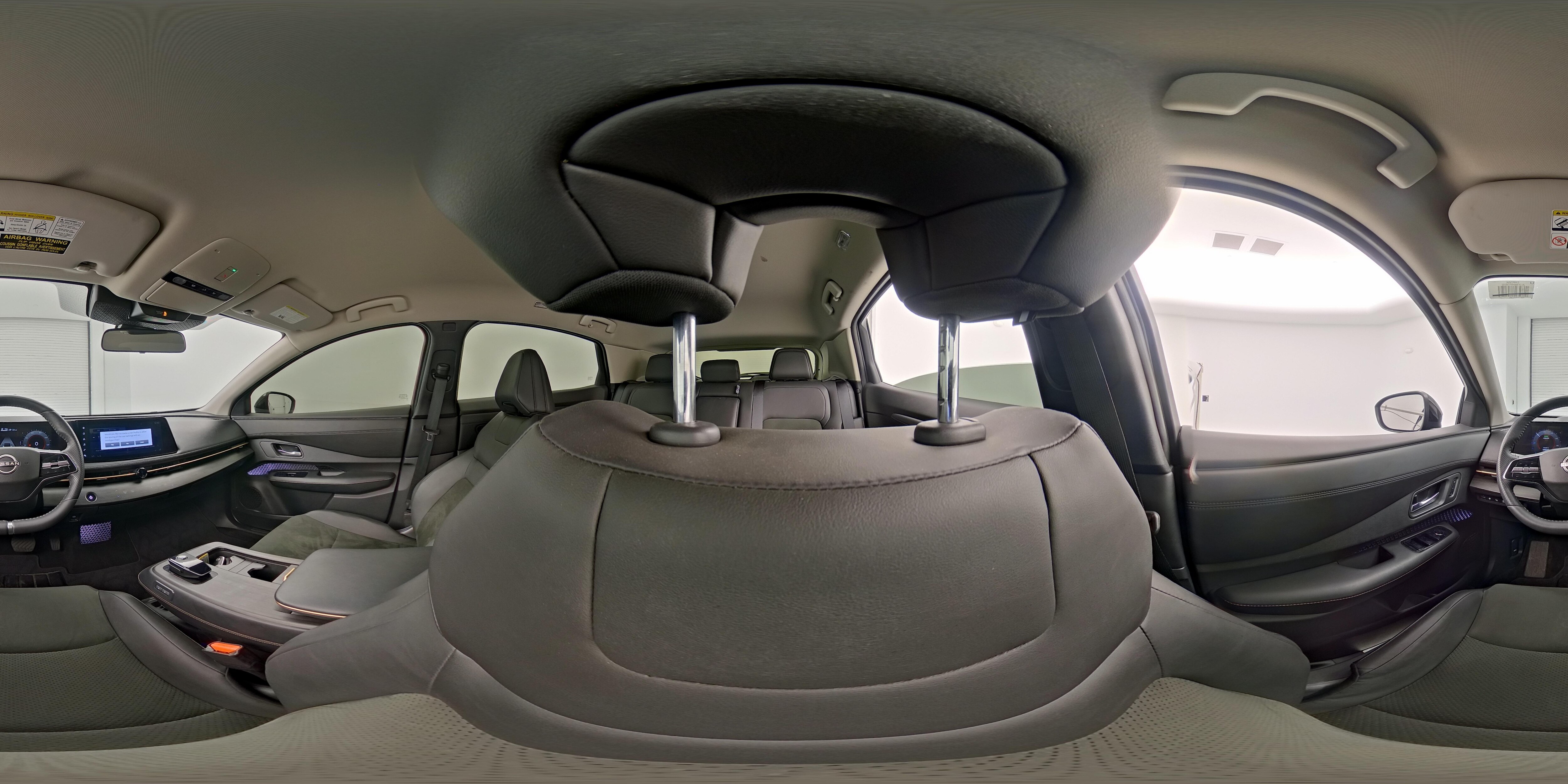 2024 Nissan ARIYA Engage+ - Photo 27