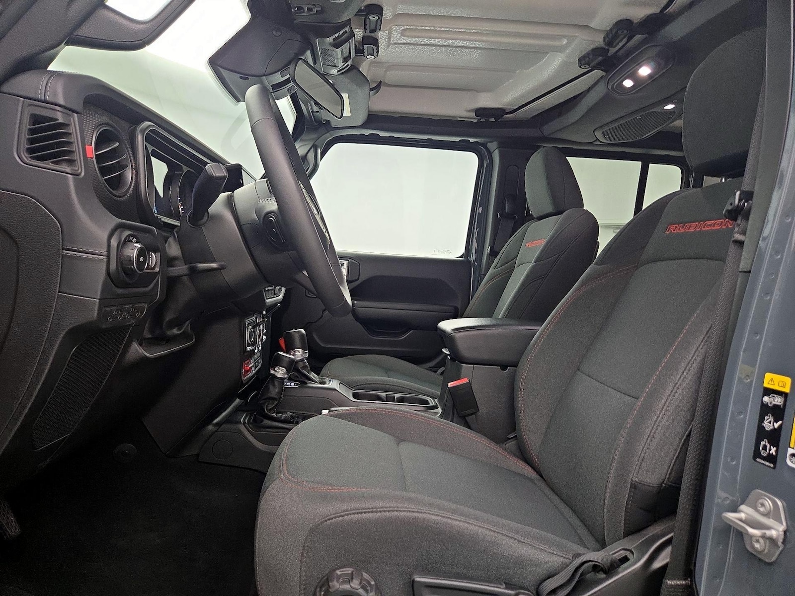 2025 Jeep Wrangler 4-Door Rubicon - Photo 12