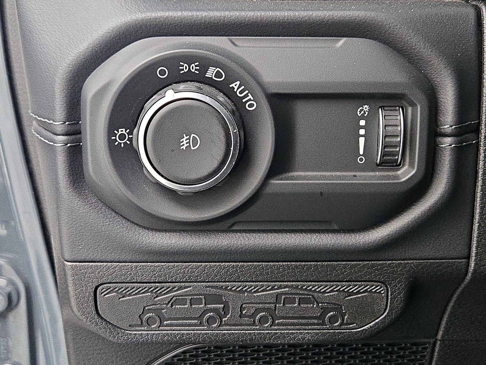 2025 Jeep Wrangler 4-Door Rubicon - Photo 14