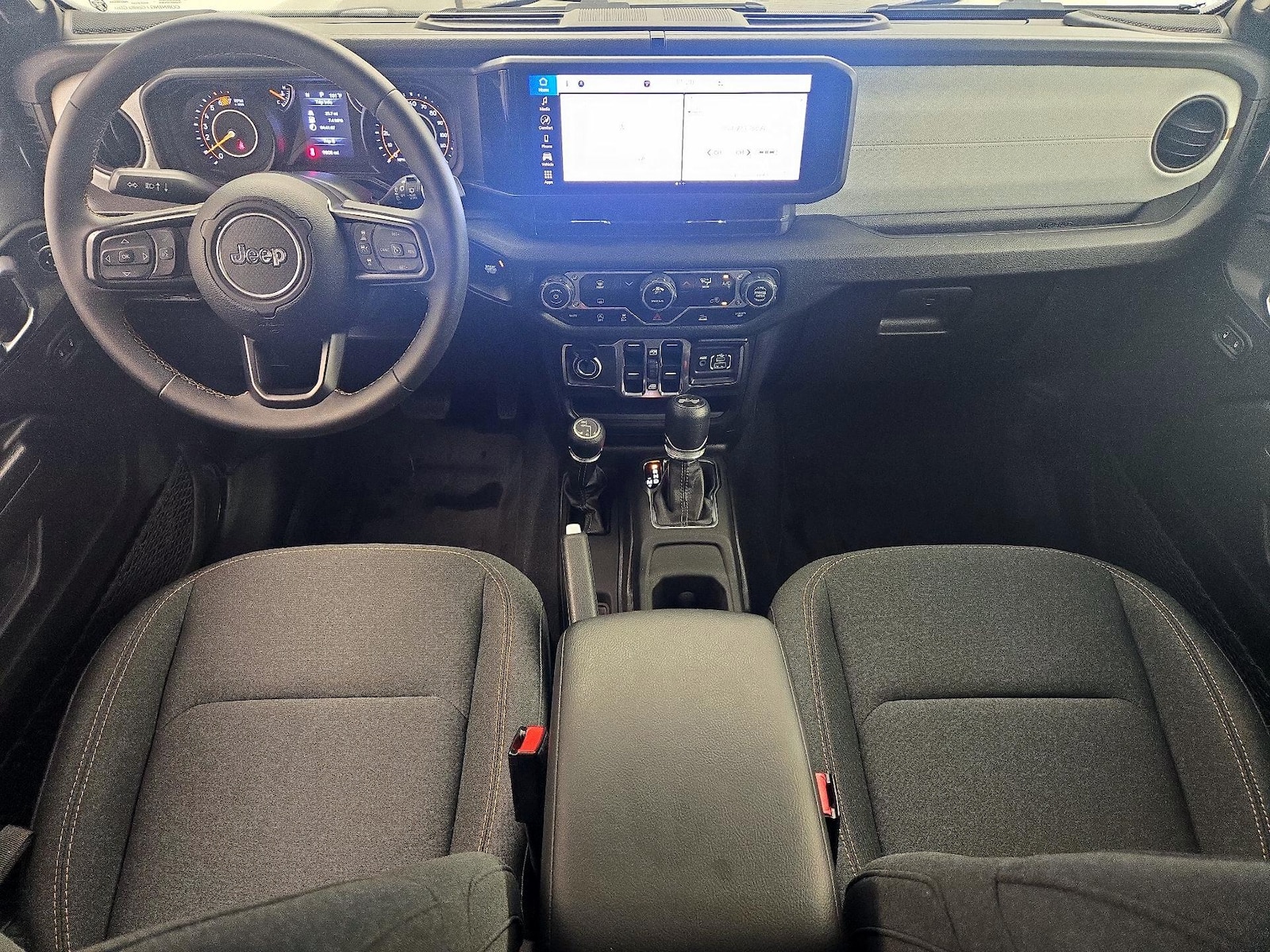 Apple CarPlay® & Android Auto™