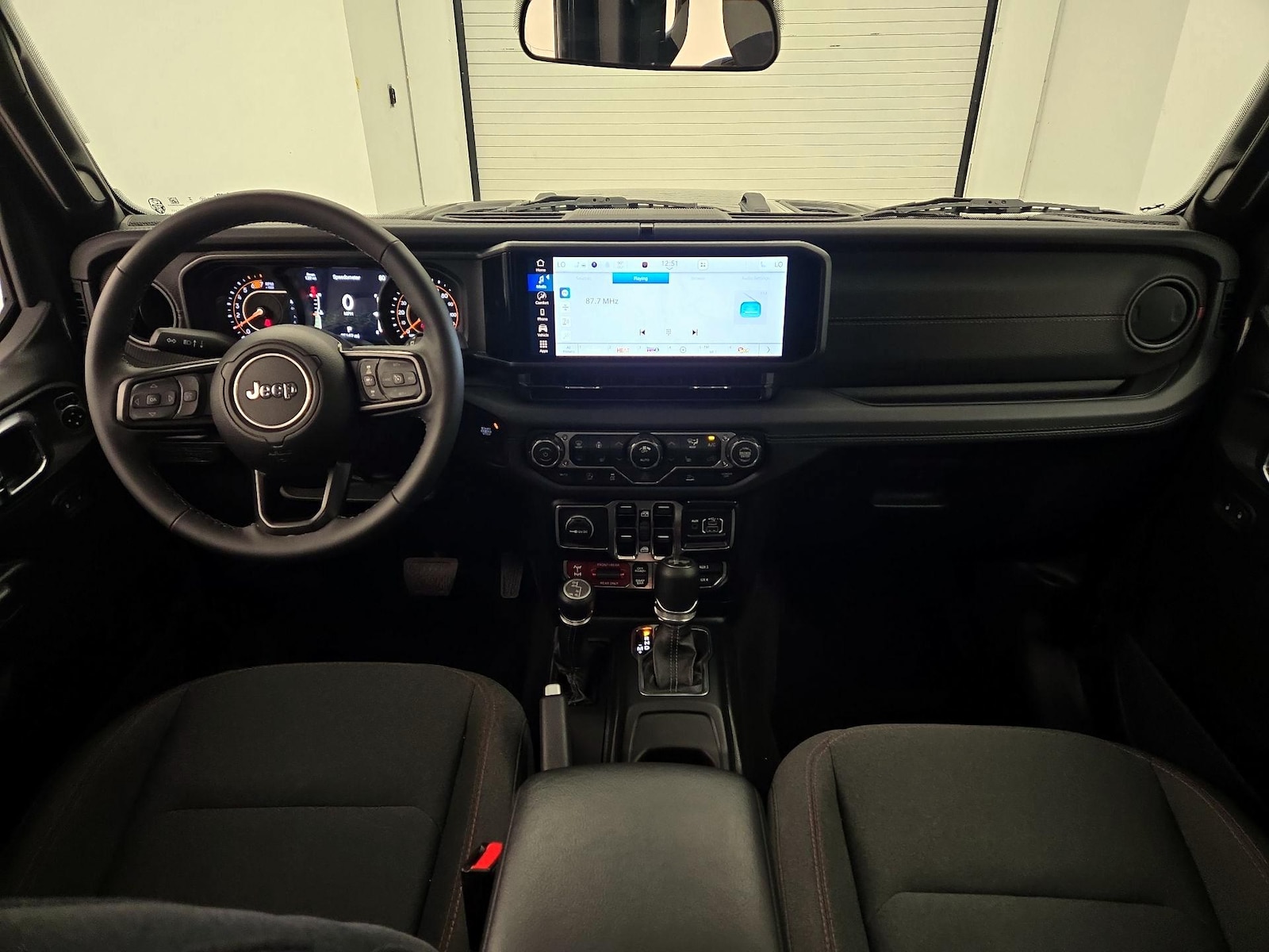 Apple CarPlay® & Android Auto™