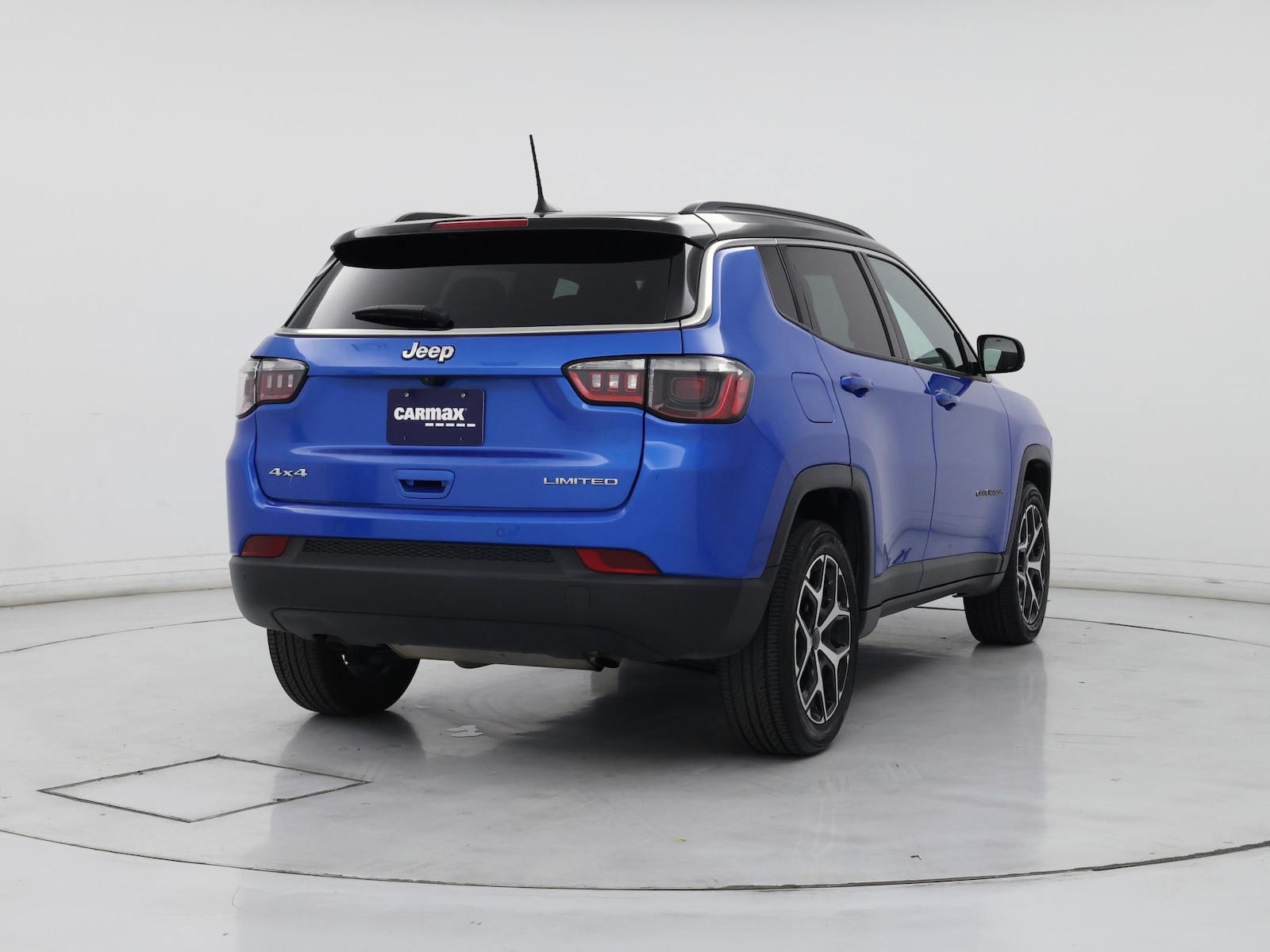 2025 Jeep Compass Limited - Photo 9