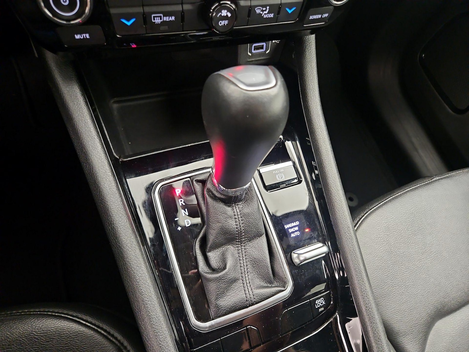 2025 Jeep Compass Limited - Photo 18