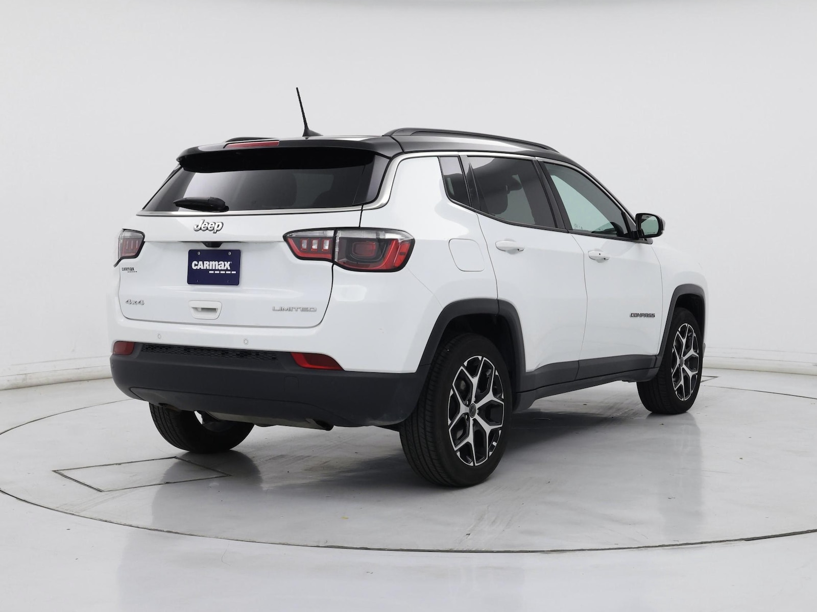 2025 Jeep Compass Limited - Photo 9