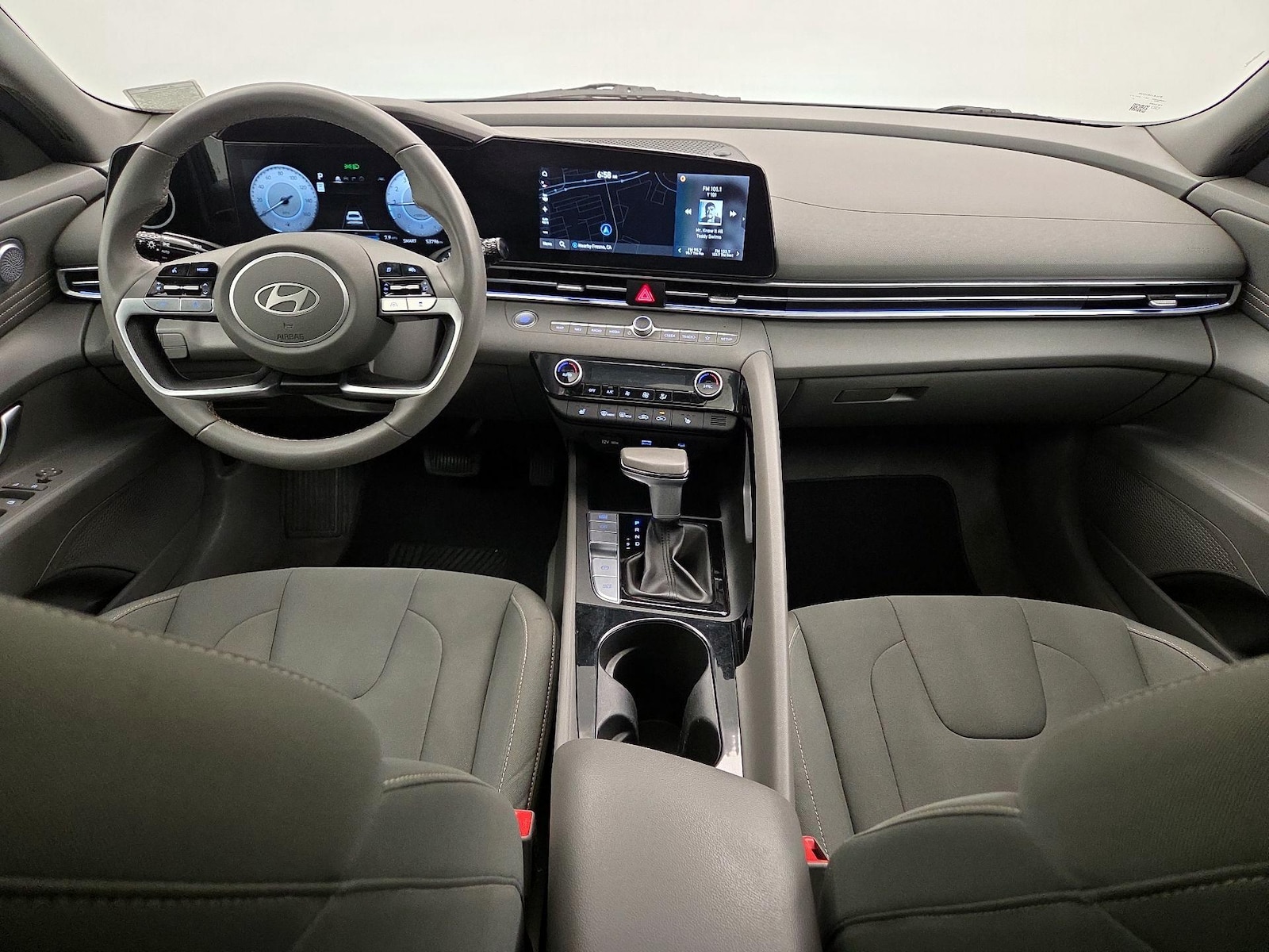 Apple CarPlay® & Android Auto™