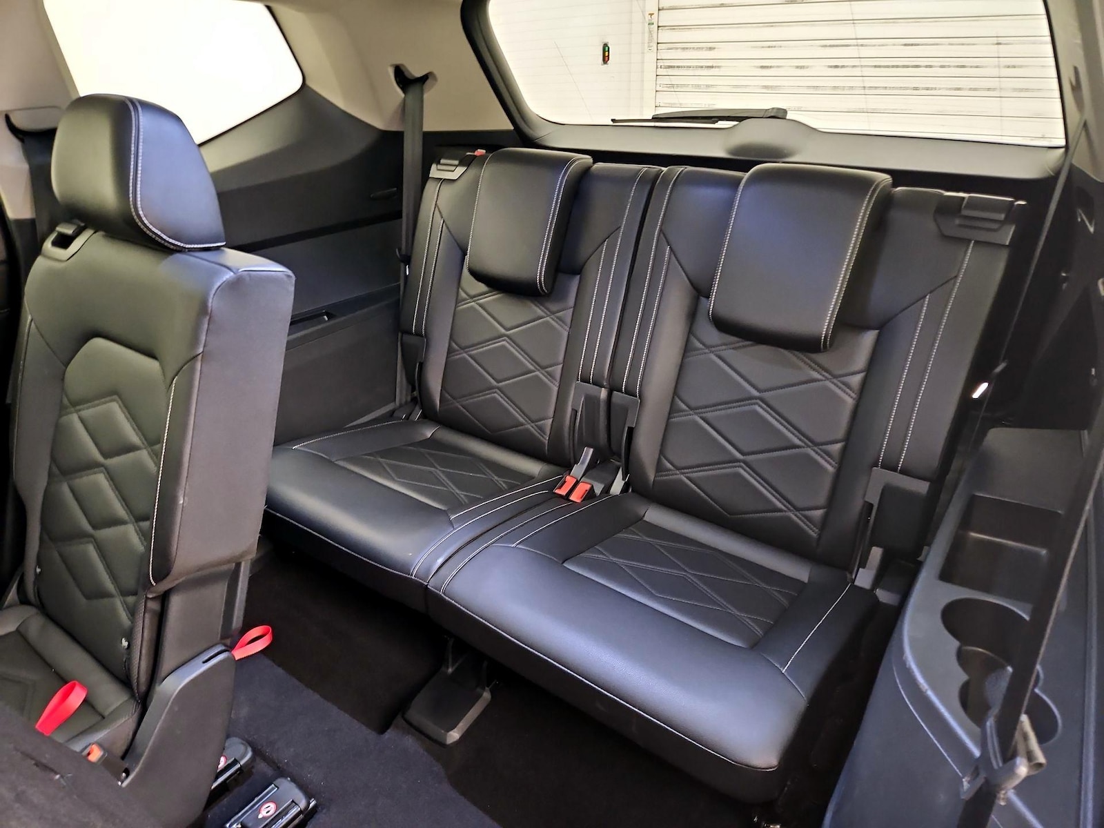 2025 Volkswagen Atlas SE w/Tech - Photo 22