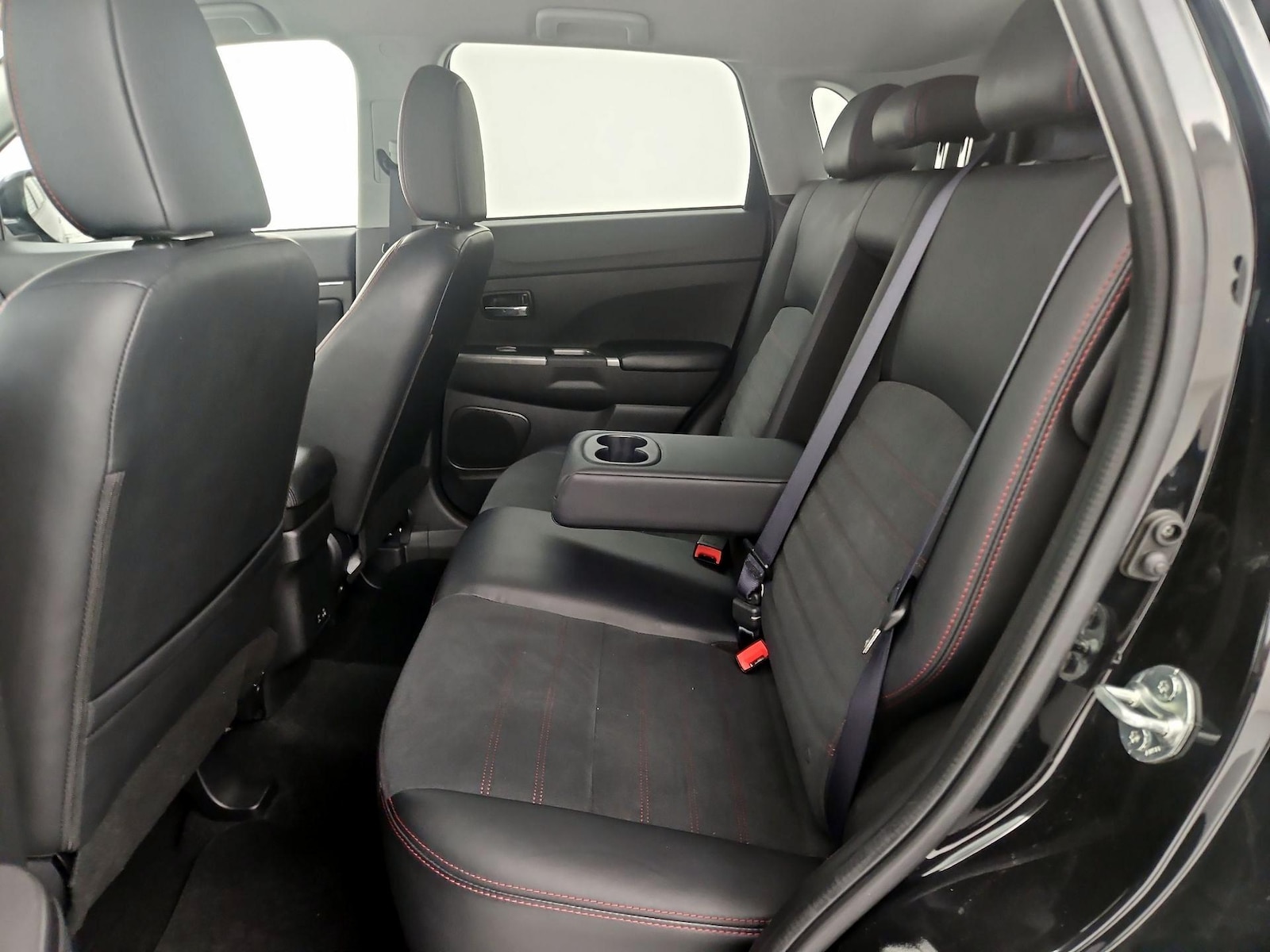 2024 Mitsubishi Outlander Sport SE - Photo 20