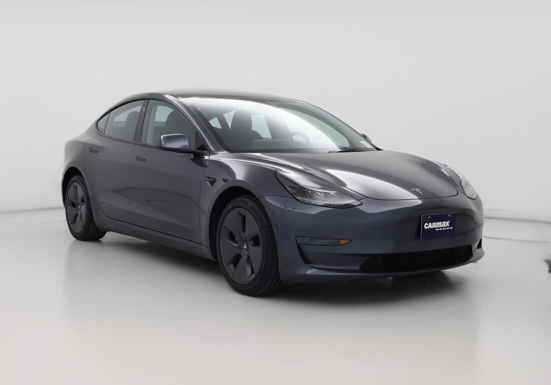 2023 Tesla Model 3 Rear-Wheel Drive in Gray — CarMax photo
