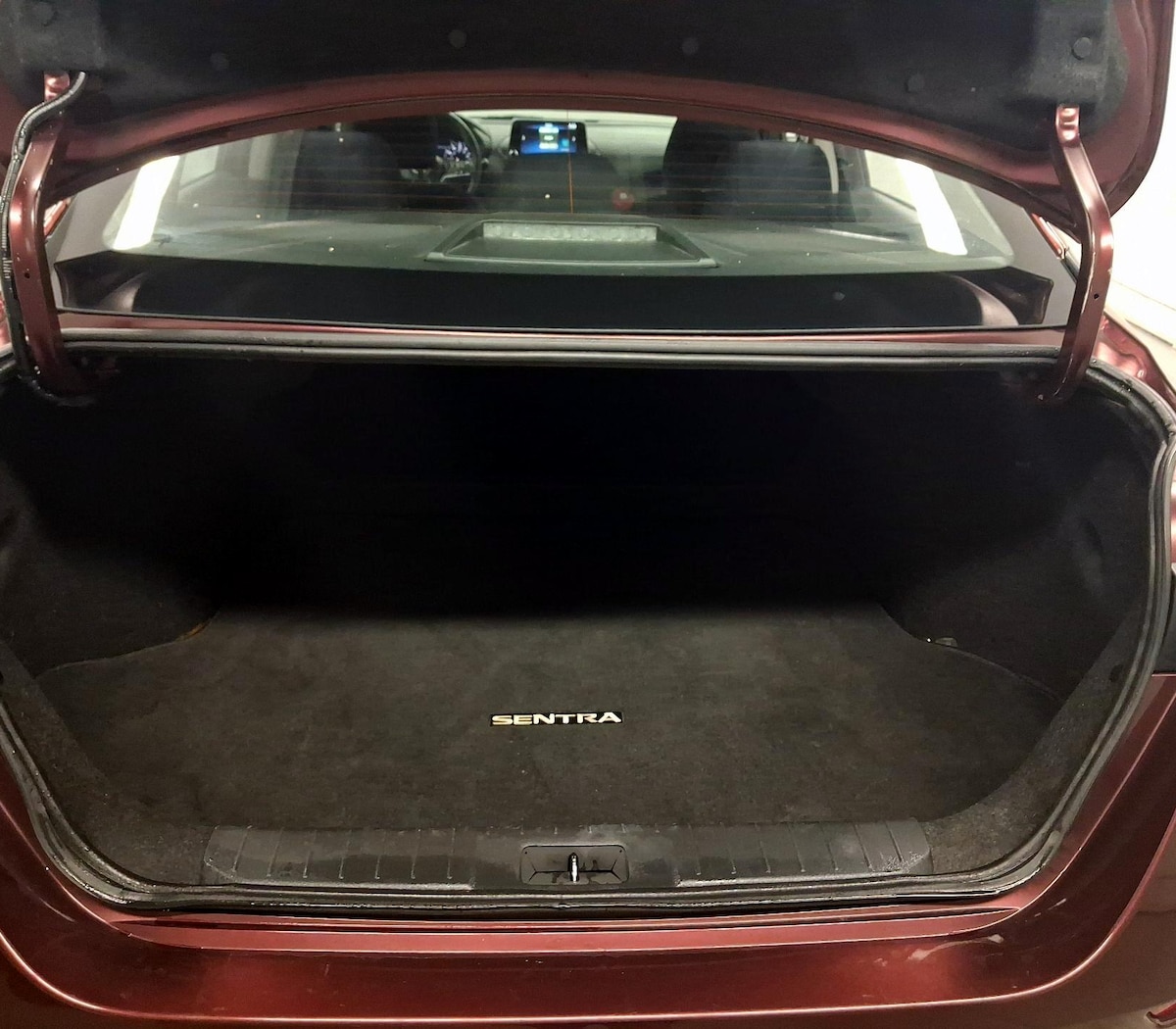 Trunk/Cargo (Seats Up)