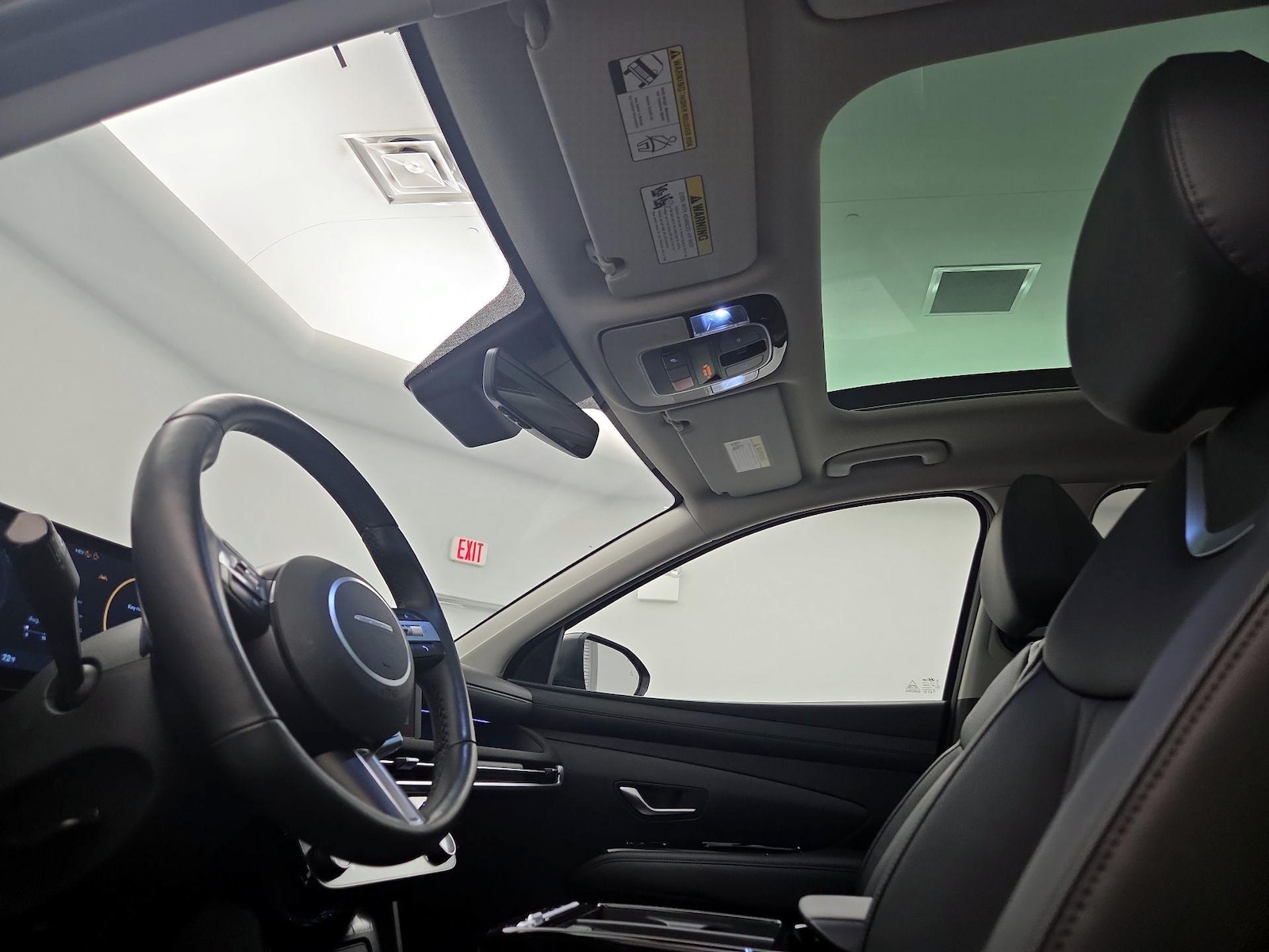 2025 Hyundai Tucson Limited - Photo 21