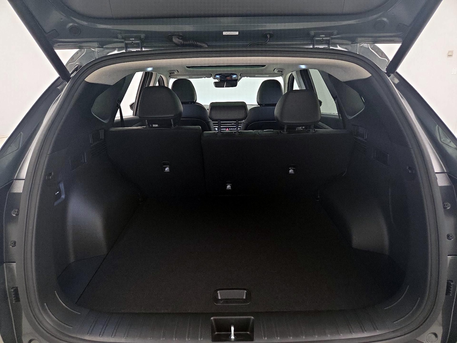 2025 Hyundai Tucson Limited - Photo 23